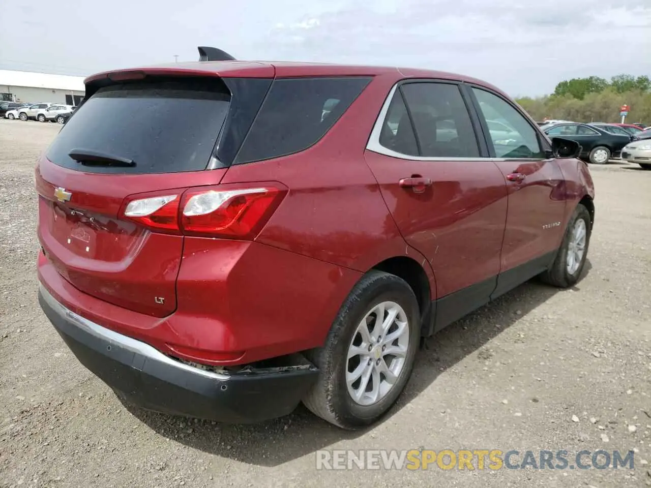 4 Photograph of a damaged car 3GNAXKEV8LS614265 CHEVROLET EQUINOX 2020