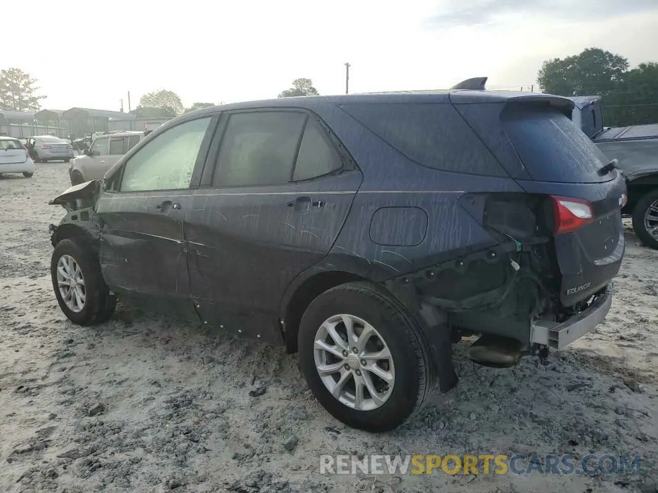 2 Фотография поврежденного автомобиля 3GNAXKEV8LS640168 CHEVROLET EQUINOX 2020