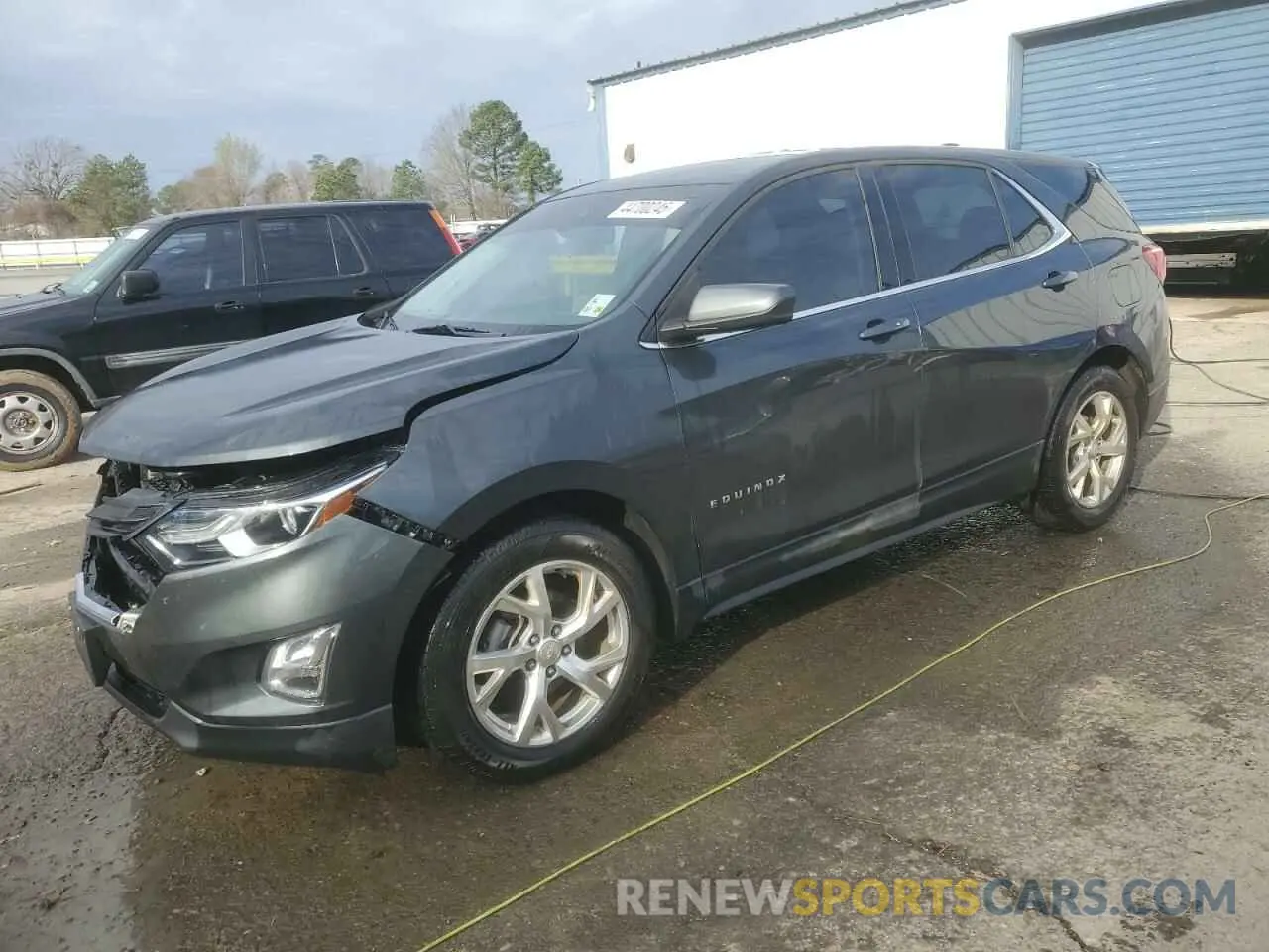 1 Фотография поврежденного автомобиля 3GNAXKEV8LS677611 CHEVROLET EQUINOX 2020