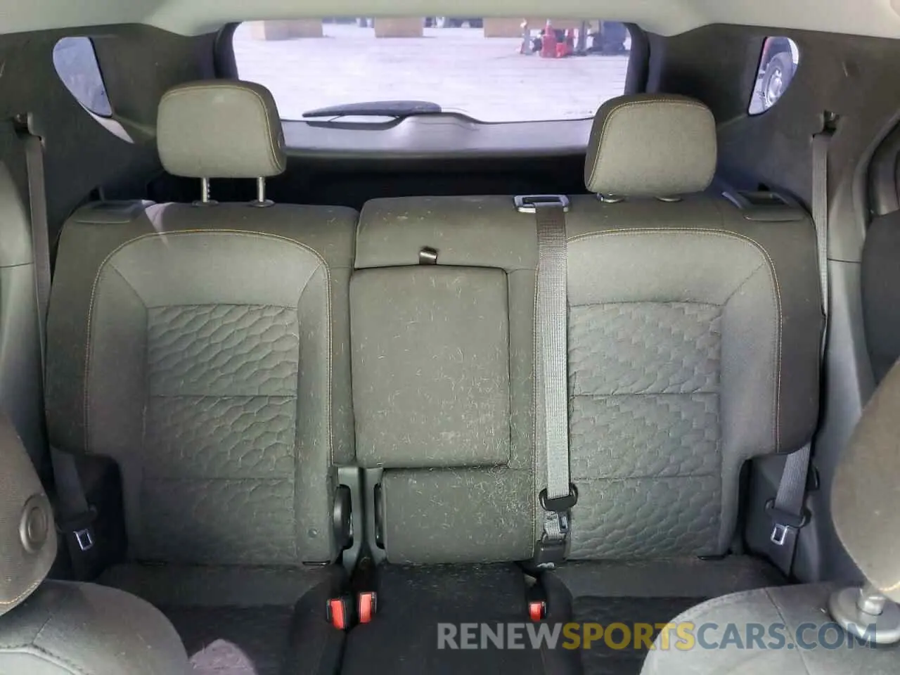 10 Photograph of a damaged car 3GNAXKEV8LS683537 CHEVROLET EQUINOX 2020