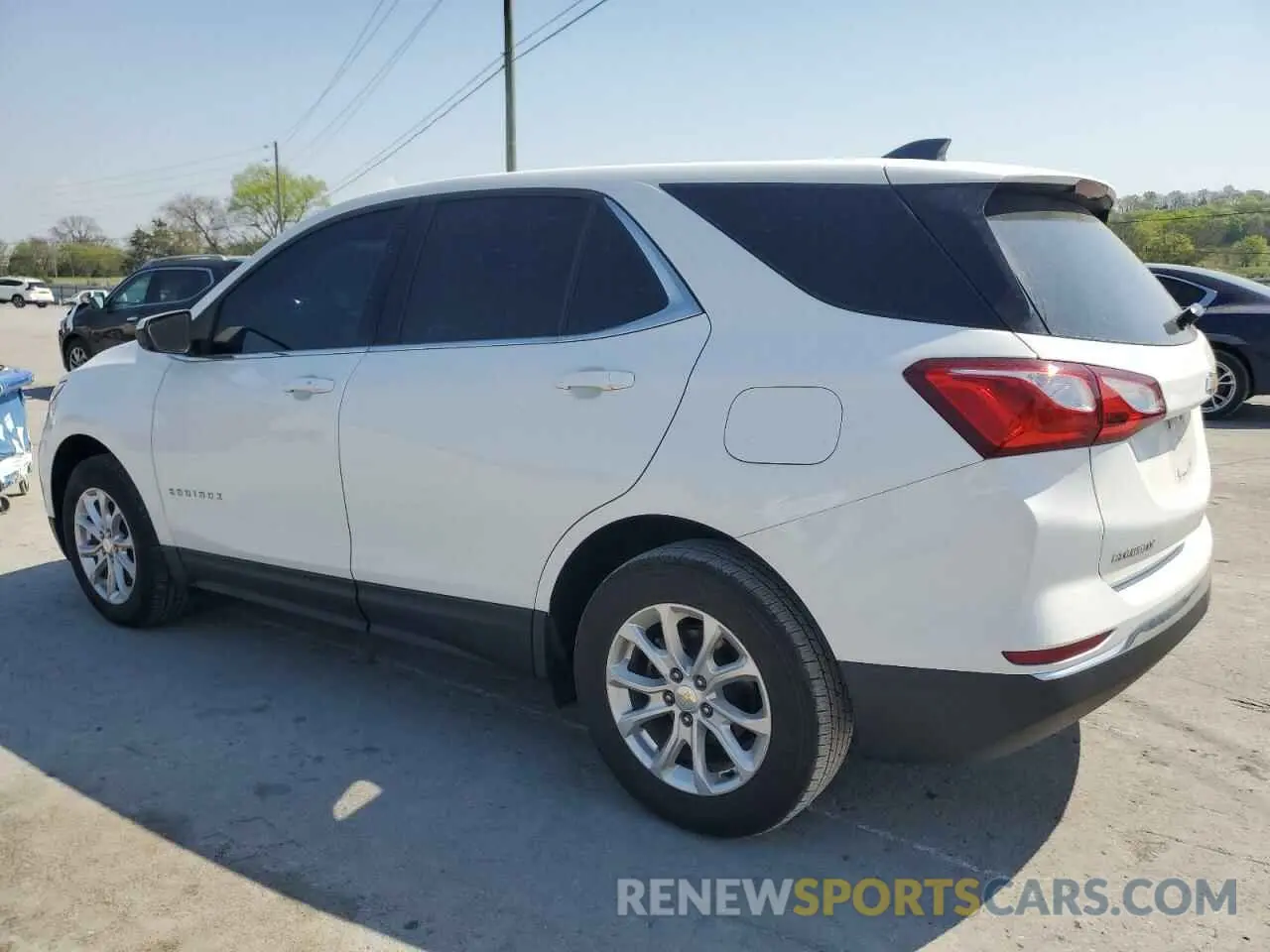 2 Photograph of a damaged car 3GNAXKEV8LS683537 CHEVROLET EQUINOX 2020