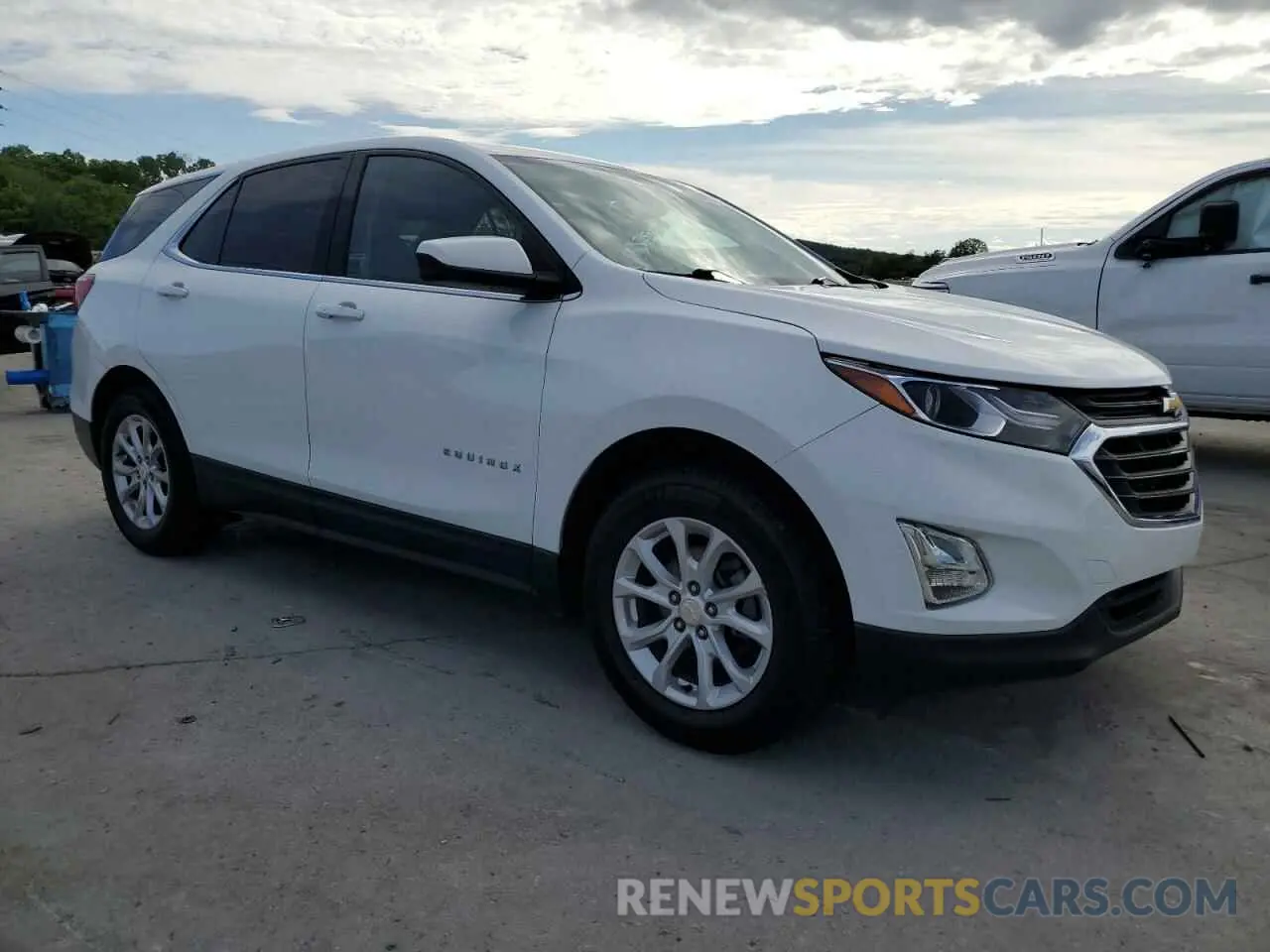 4 Фотография поврежденного автомобиля 3GNAXKEV8LS707142 CHEVROLET EQUINOX 2020
