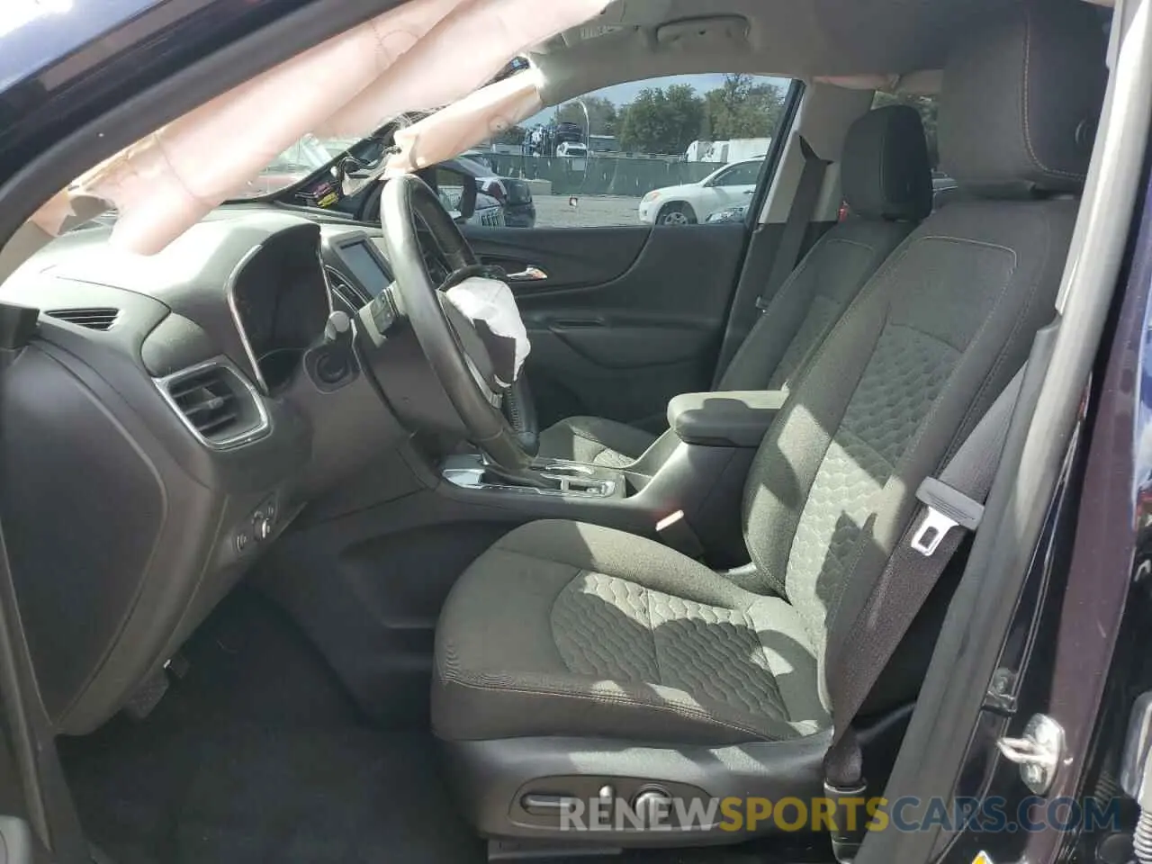 7 Photograph of a damaged car 3GNAXKEV9LS509282 CHEVROLET EQUINOX 2020