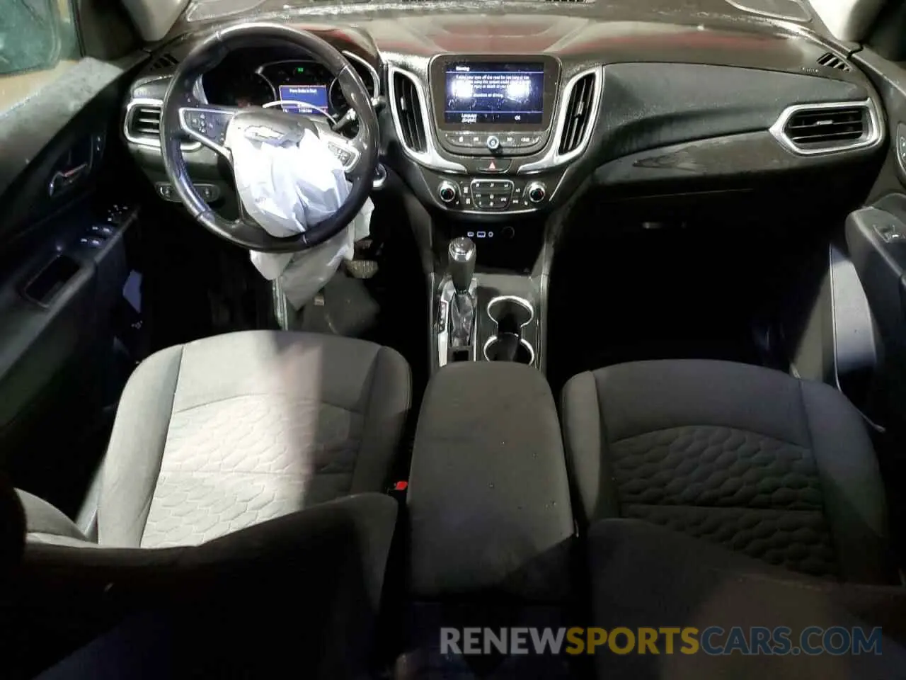 8 Photograph of a damaged car 3GNAXKEVXLS520954 CHEVROLET EQUINOX 2020