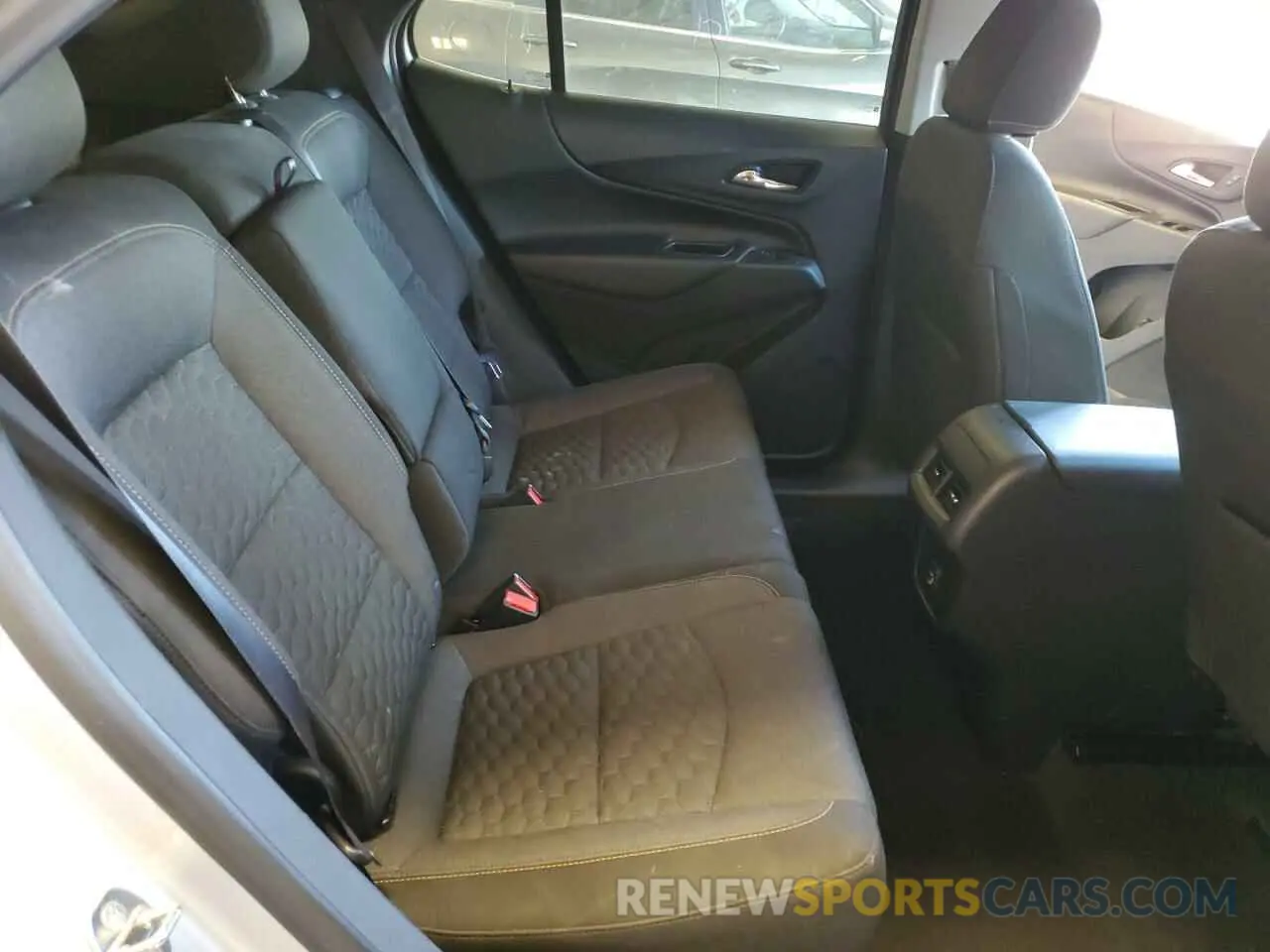 11 Фотография поврежденного автомобиля 3GNAXKEVXLS535020 CHEVROLET EQUINOX 2020