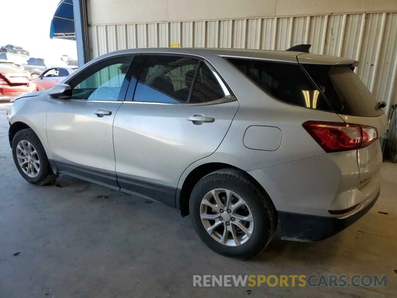 2 Фотография поврежденного автомобиля 3GNAXKEVXLS535020 CHEVROLET EQUINOX 2020