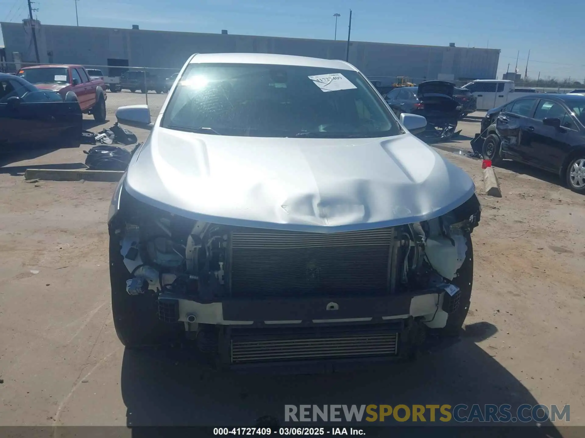 13 Photograph of a damaged car 3GNAXKEVXLS576599 CHEVROLET EQUINOX 2020