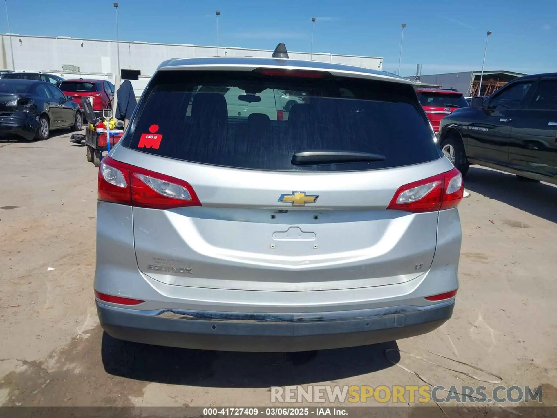 17 Photograph of a damaged car 3GNAXKEVXLS576599 CHEVROLET EQUINOX 2020
