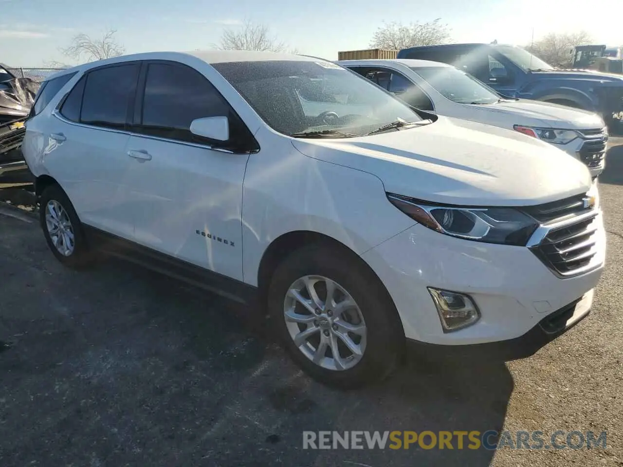 4 Фотография поврежденного автомобиля 3GNAXKEVXLS585450 CHEVROLET EQUINOX 2020