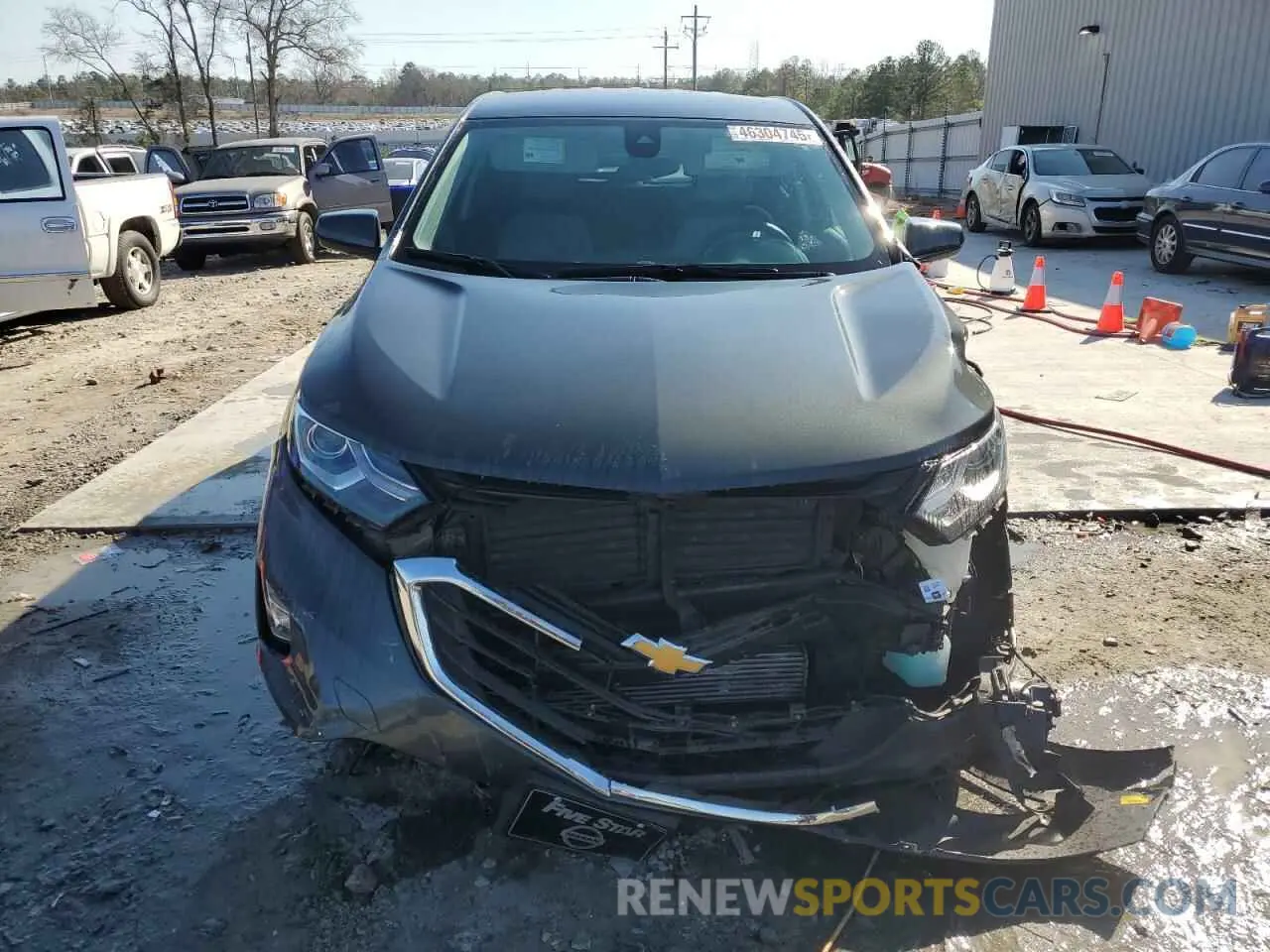 5 Photograph of a damaged car 3GNAXKEVXLS586159 CHEVROLET EQUINOX 2020