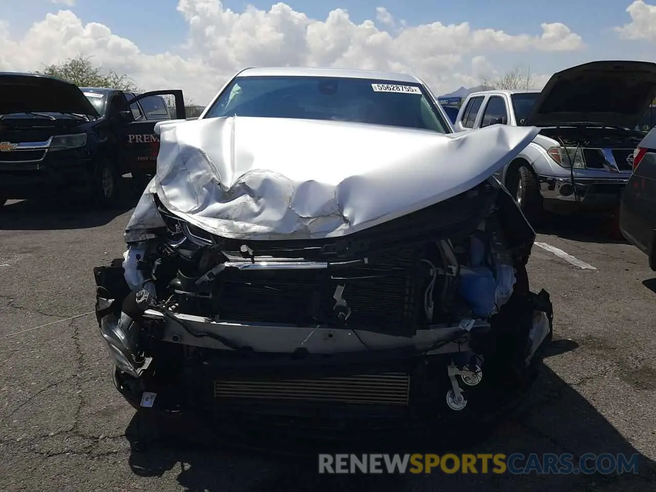 5 Photograph of a damaged car 3GNAXKEVXLS632377 CHEVROLET EQUINOX 2020