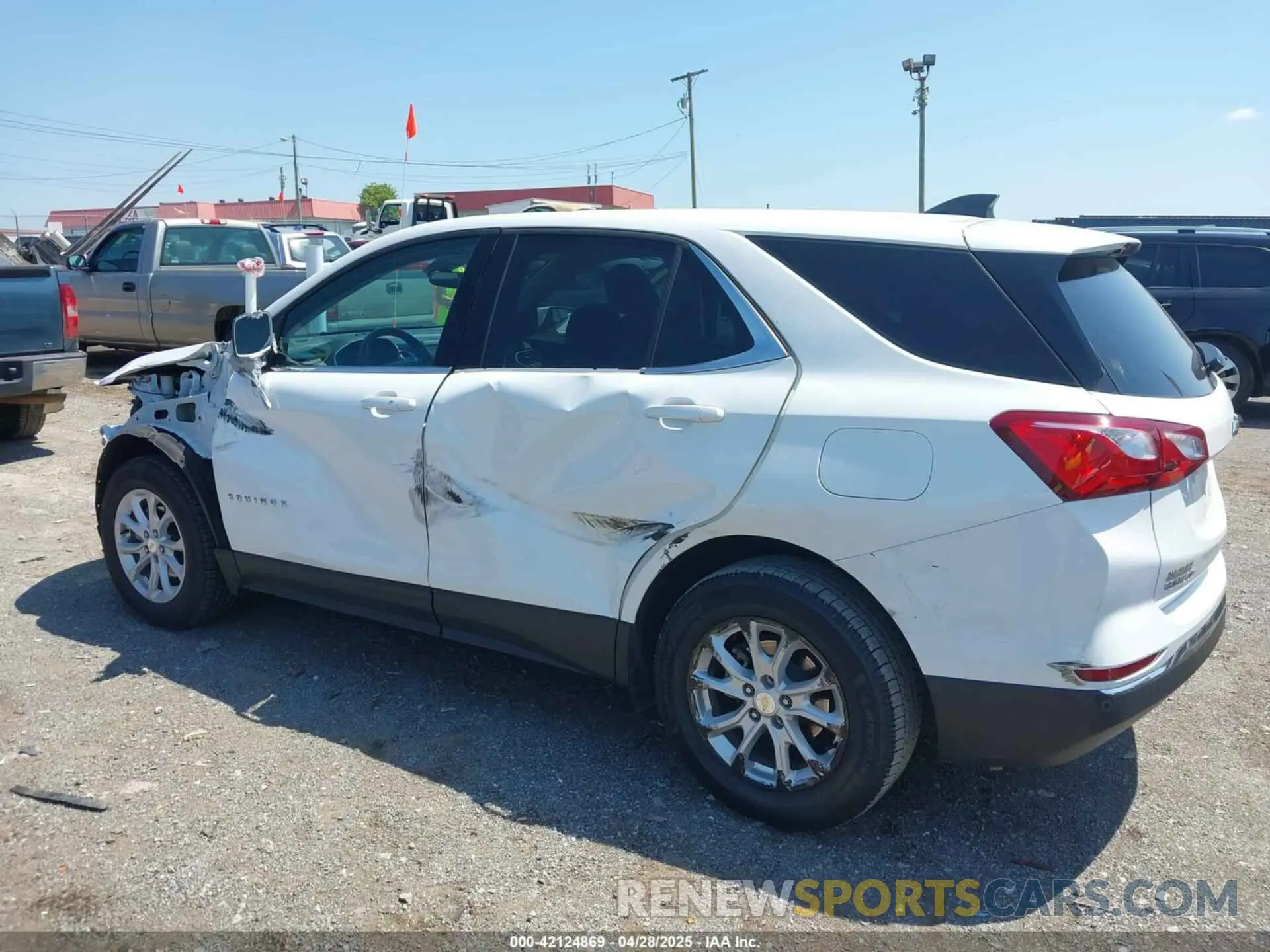 15 Photograph of a damaged car 3GNAXKEVXLS733337 CHEVROLET EQUINOX 2020