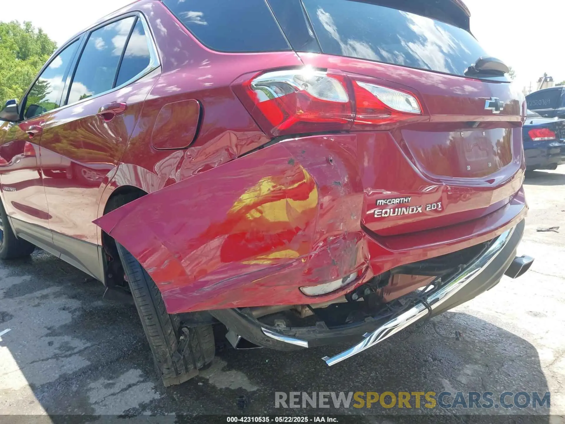 6 Photograph of a damaged car 3GNAXLEX0LL261165 CHEVROLET EQUINOX 2020