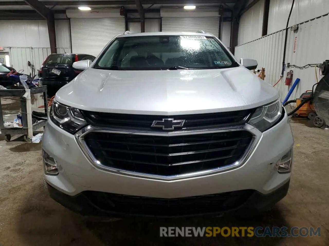 5 Photograph of a damaged car 3GNAXLEX0LS608015 CHEVROLET EQUINOX 2020