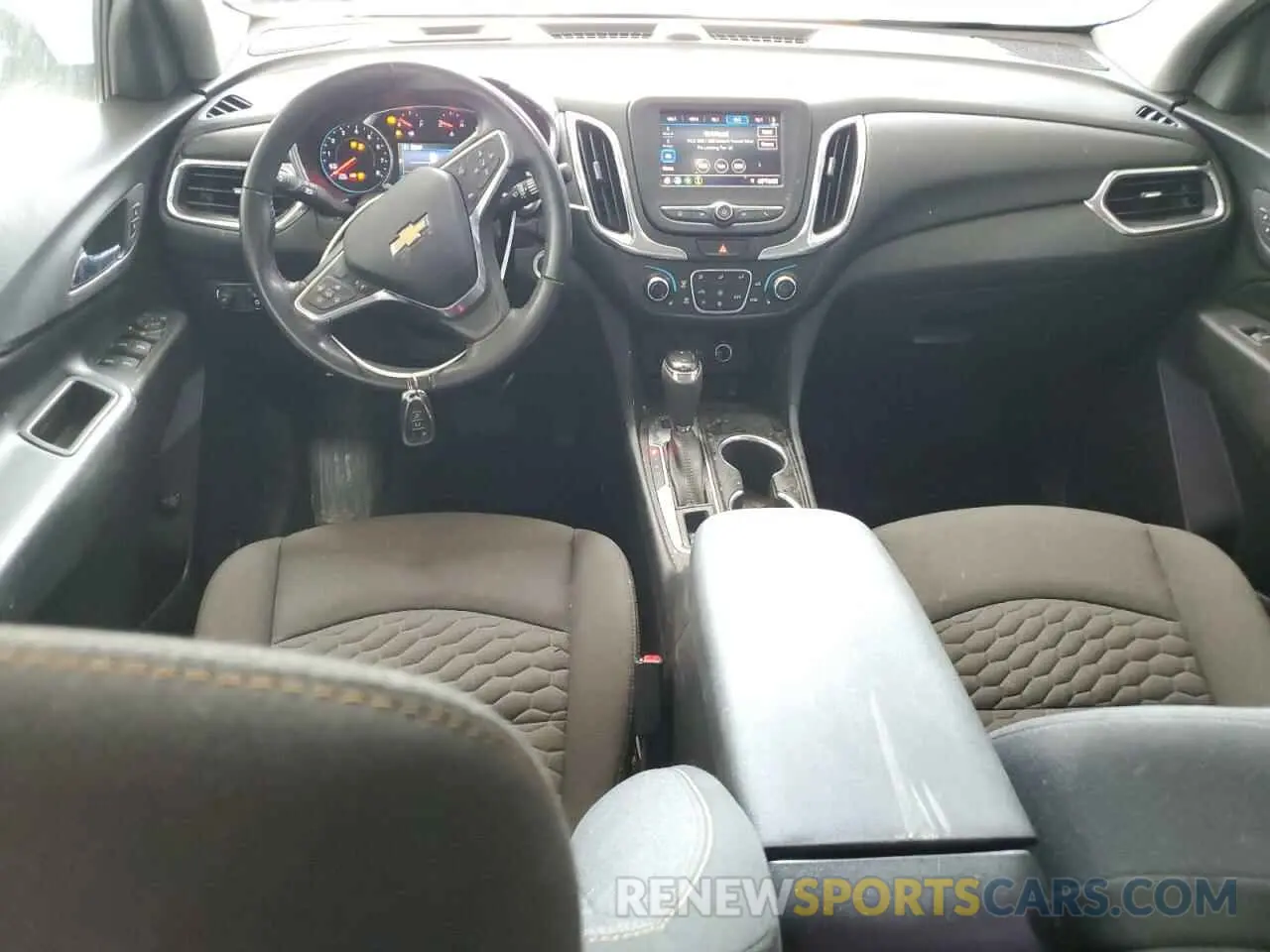 8 Photograph of a damaged car 3GNAXLEX0LS608015 CHEVROLET EQUINOX 2020