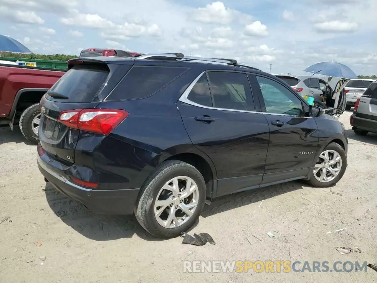 3 Фотография поврежденного автомобиля 3GNAXLEX5LS643133 CHEVROLET EQUINOX 2020