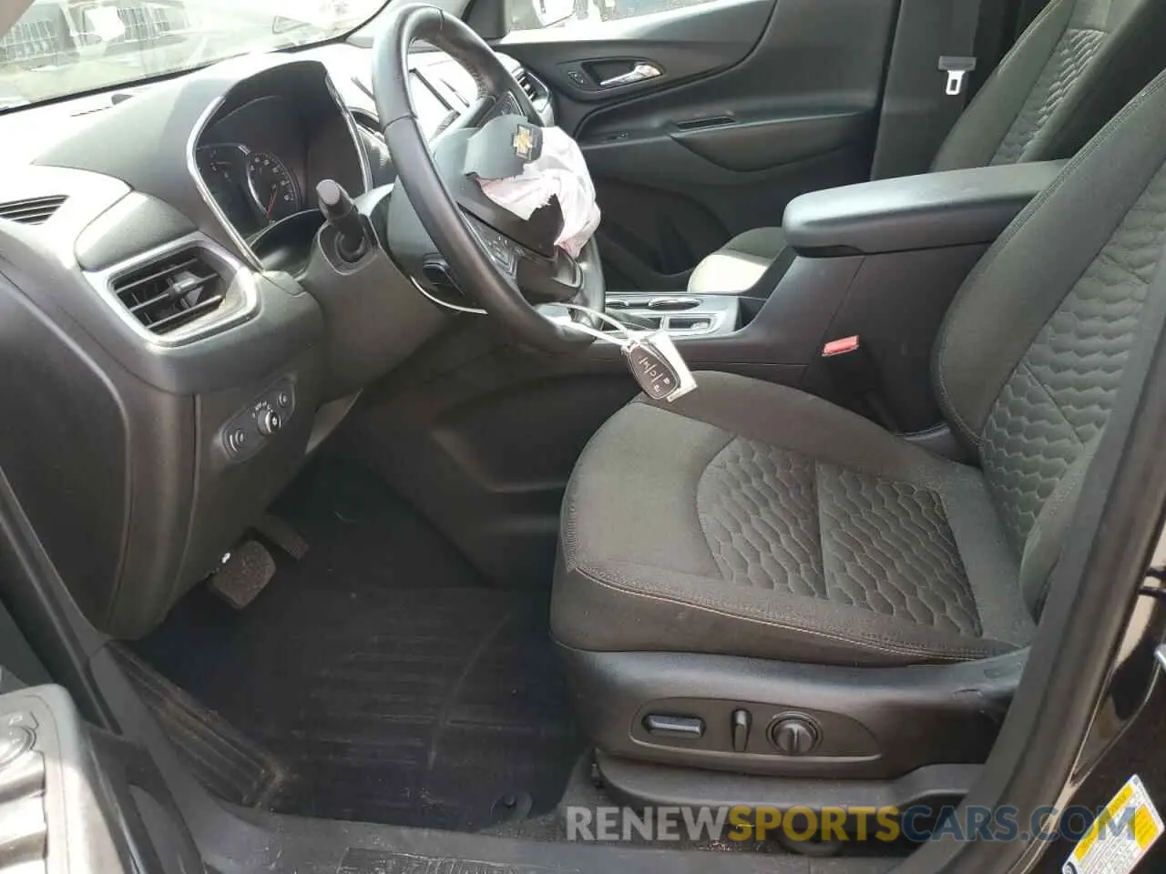 7 Фотография поврежденного автомобиля 3GNAXLEX5LS643133 CHEVROLET EQUINOX 2020