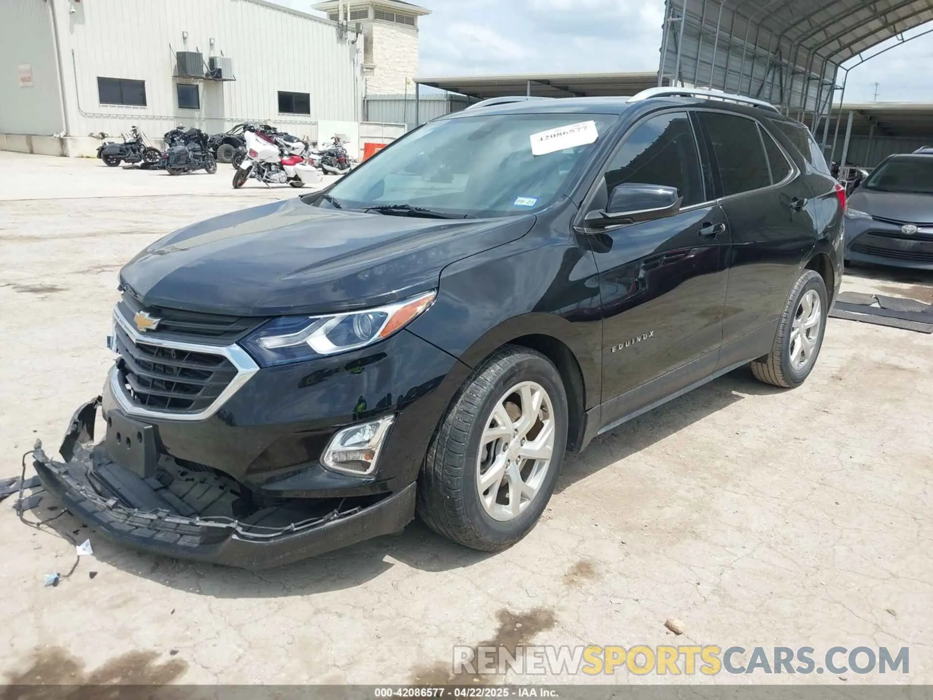 2 Photograph of a damaged car 3GNAXLEX6LL315262 CHEVROLET EQUINOX 2020
