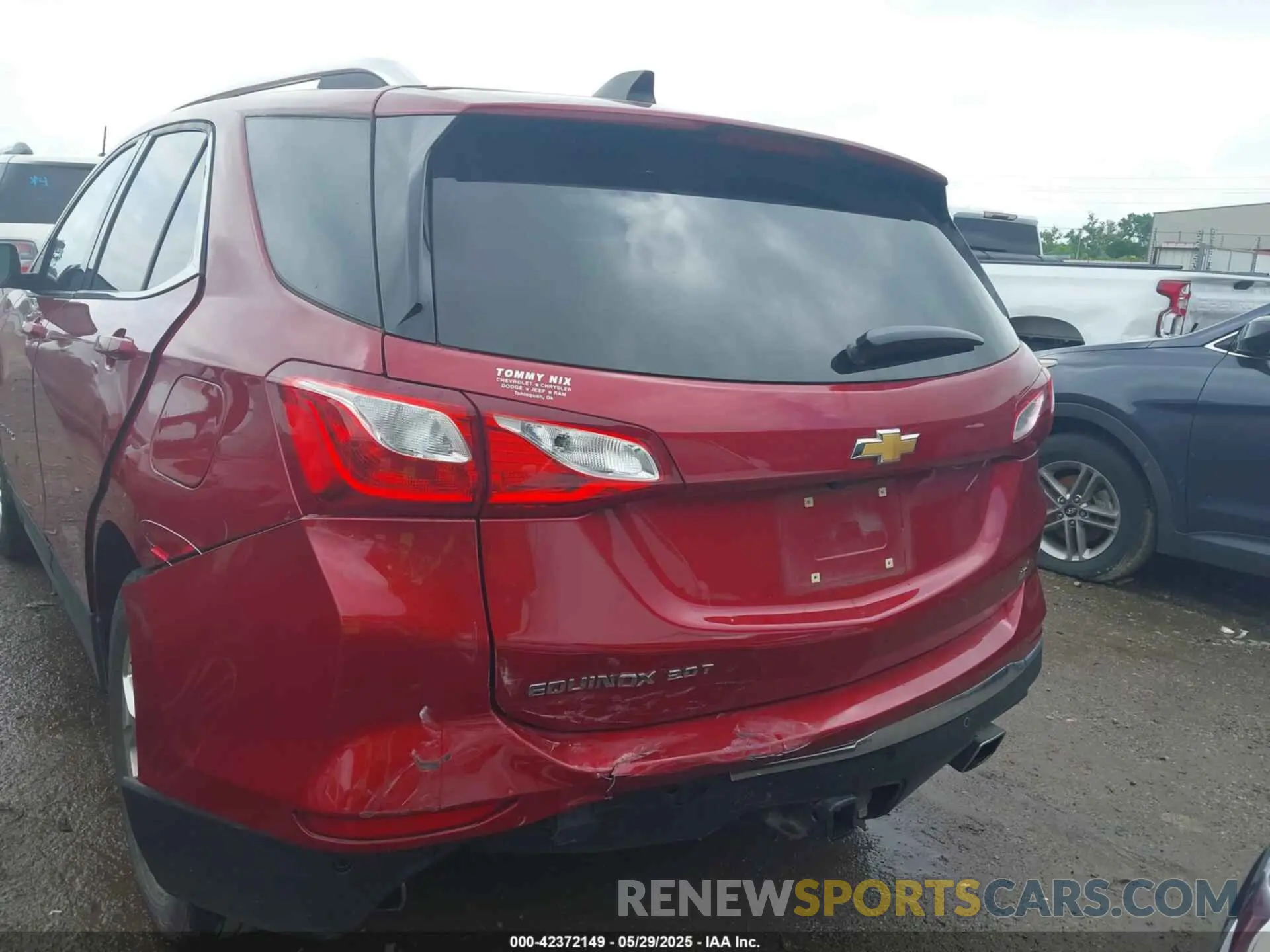 6 Photograph of a damaged car 3GNAXLEX7LS503309 CHEVROLET EQUINOX 2020