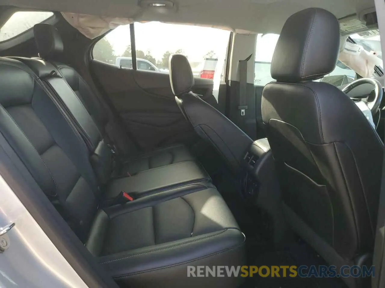 10 Photograph of a damaged car 3GNAXNEV0LS571090 CHEVROLET EQUINOX 2020