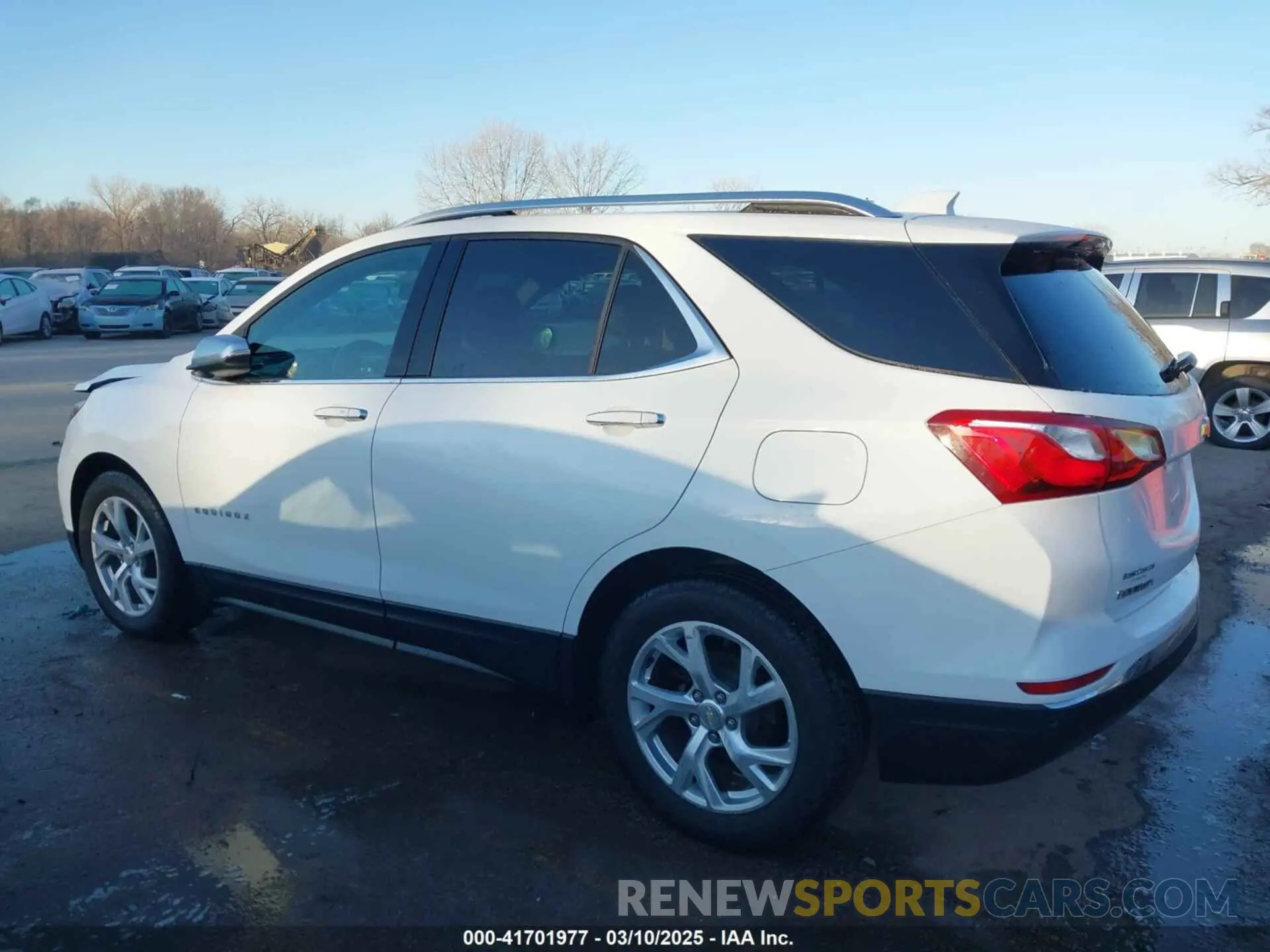 14 Photograph of a damaged car 3GNAXNEV0LS736653 CHEVROLET EQUINOX 2020