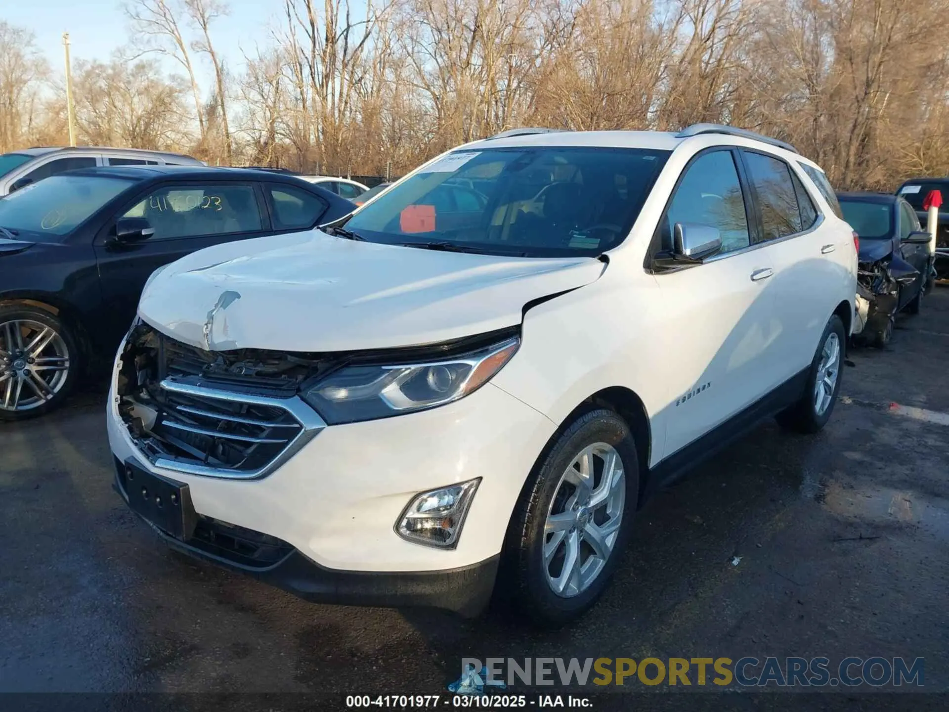 2 Photograph of a damaged car 3GNAXNEV0LS736653 CHEVROLET EQUINOX 2020