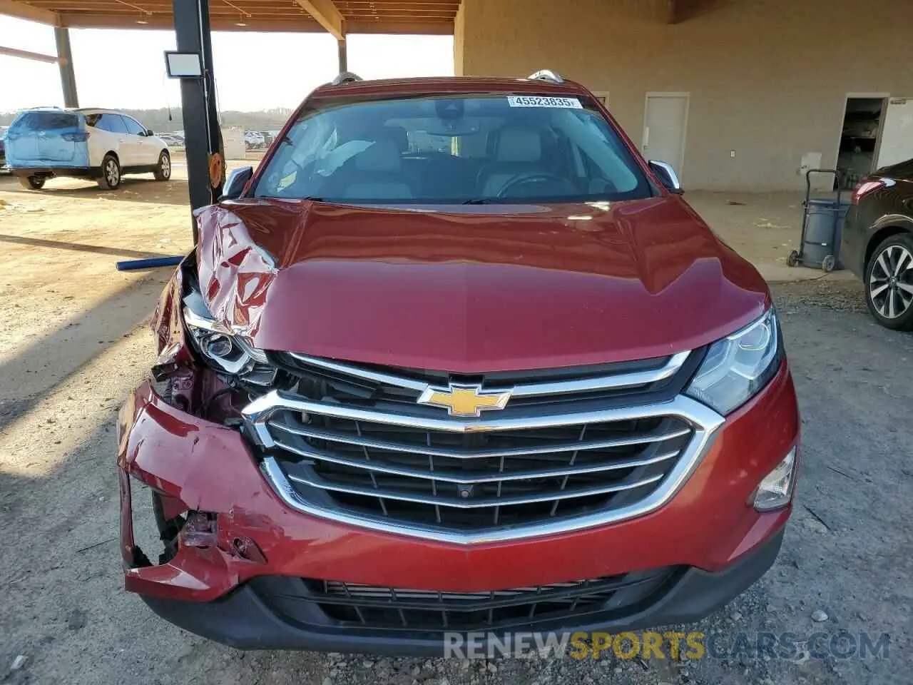 5 Photograph of a damaged car 3GNAXNEV8LS640687 CHEVROLET EQUINOX 2020