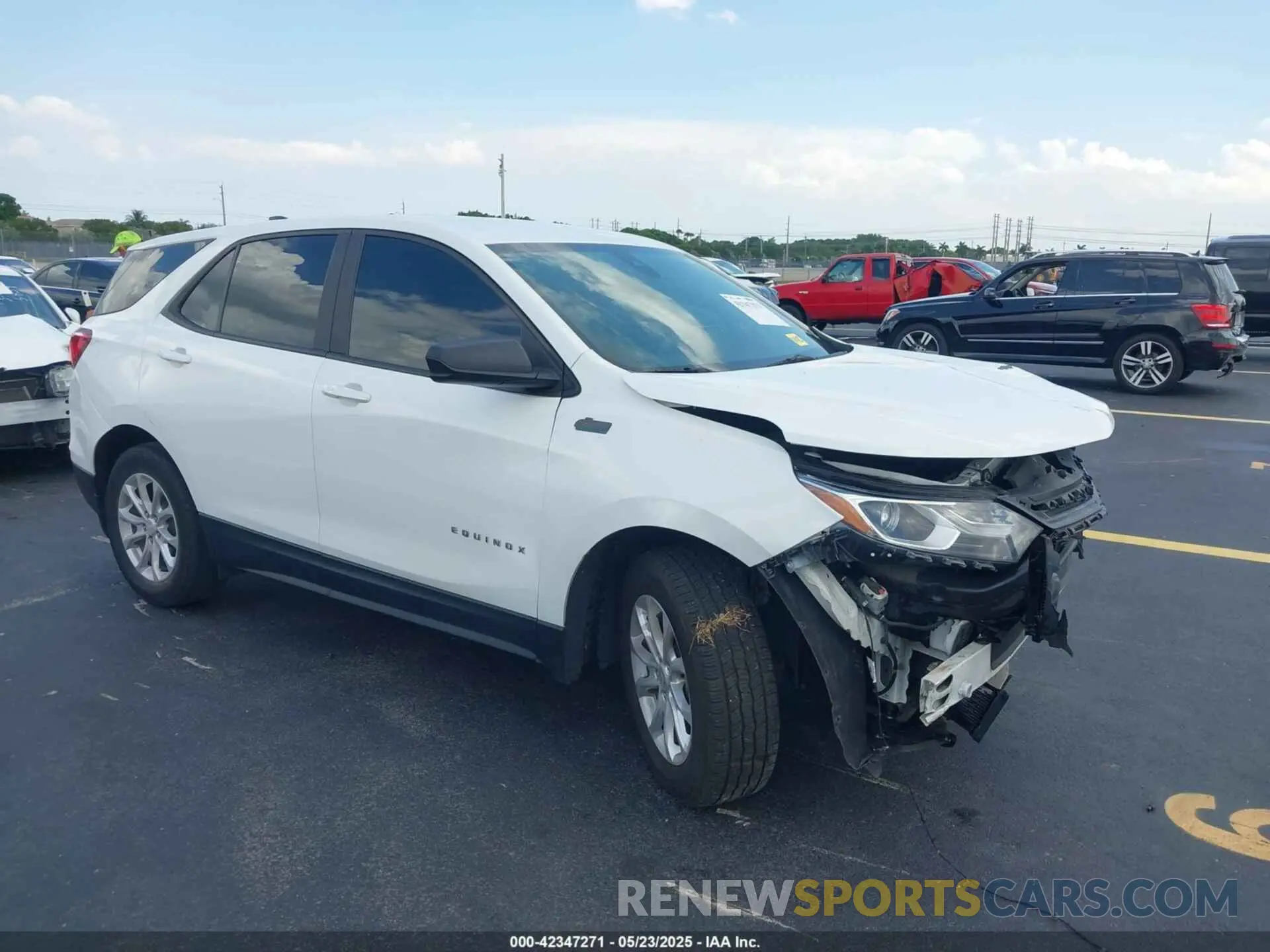 1 Фотография поврежденного автомобиля 3GNAXSEV2LS712840 CHEVROLET EQUINOX 2020