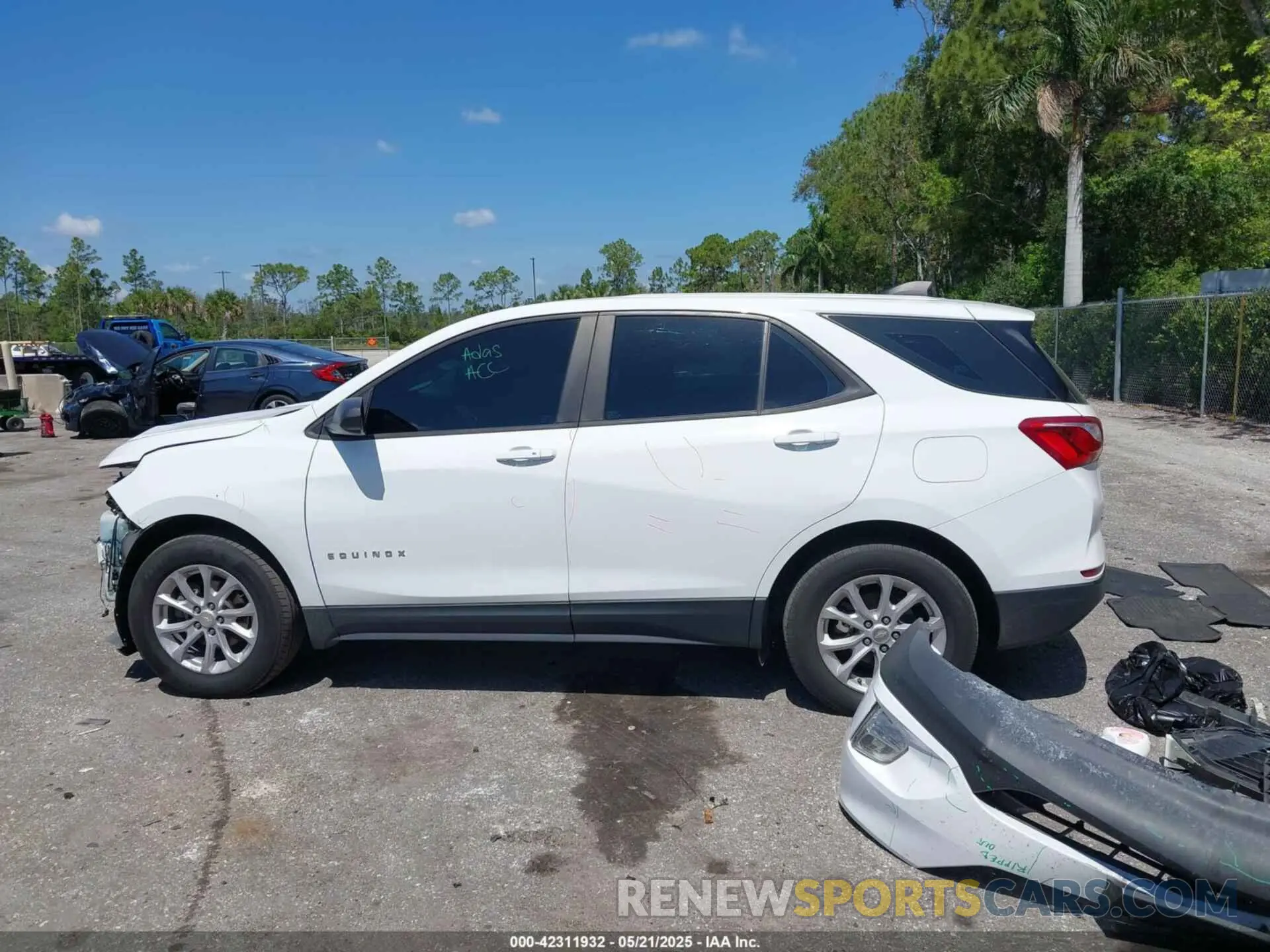 14 Фотография поврежденного автомобиля 3GNAXSEV8LS709523 CHEVROLET EQUINOX 2020