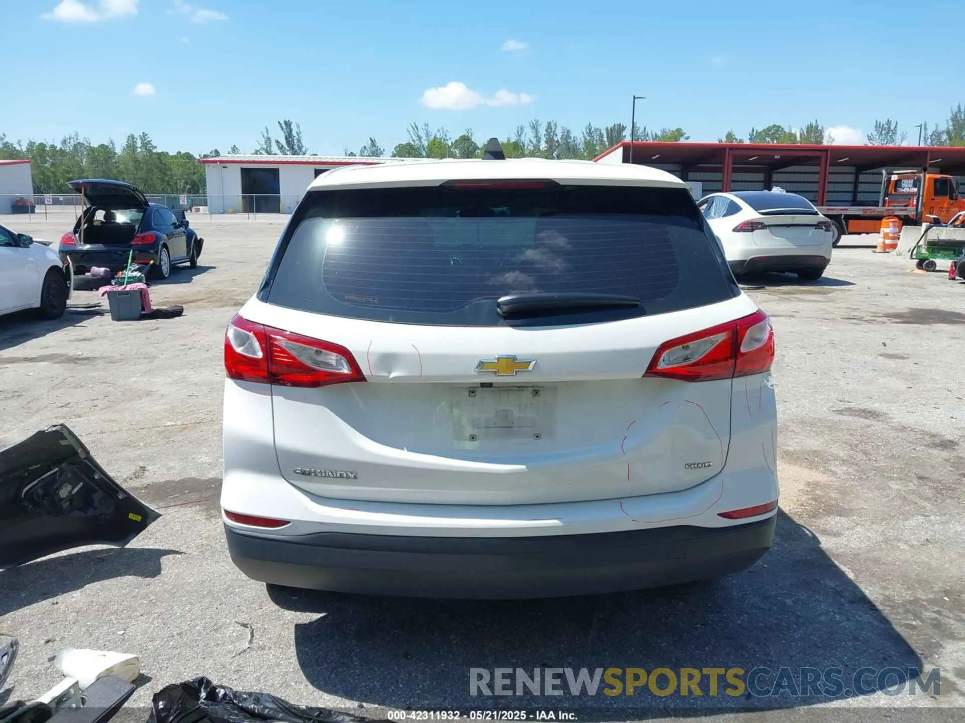 16 Фотография поврежденного автомобиля 3GNAXSEV8LS709523 CHEVROLET EQUINOX 2020