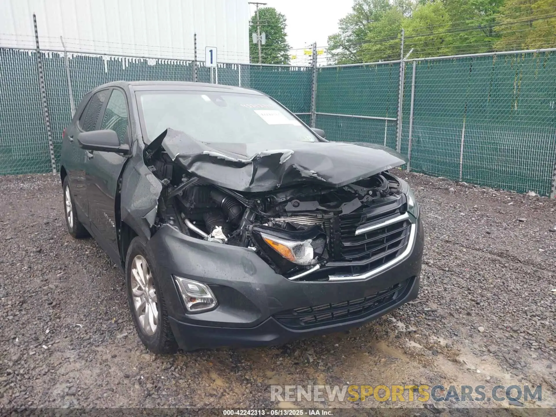 6 Фотография поврежденного автомобиля 3GNAXSEV9LS660980 CHEVROLET EQUINOX 2020