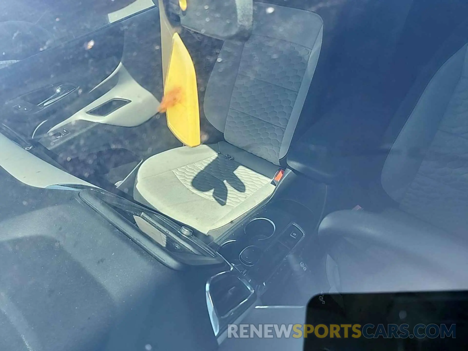 6 Photograph of a damaged car 3GNAXTEV2LS729398 CHEVROLET EQUINOX 2020