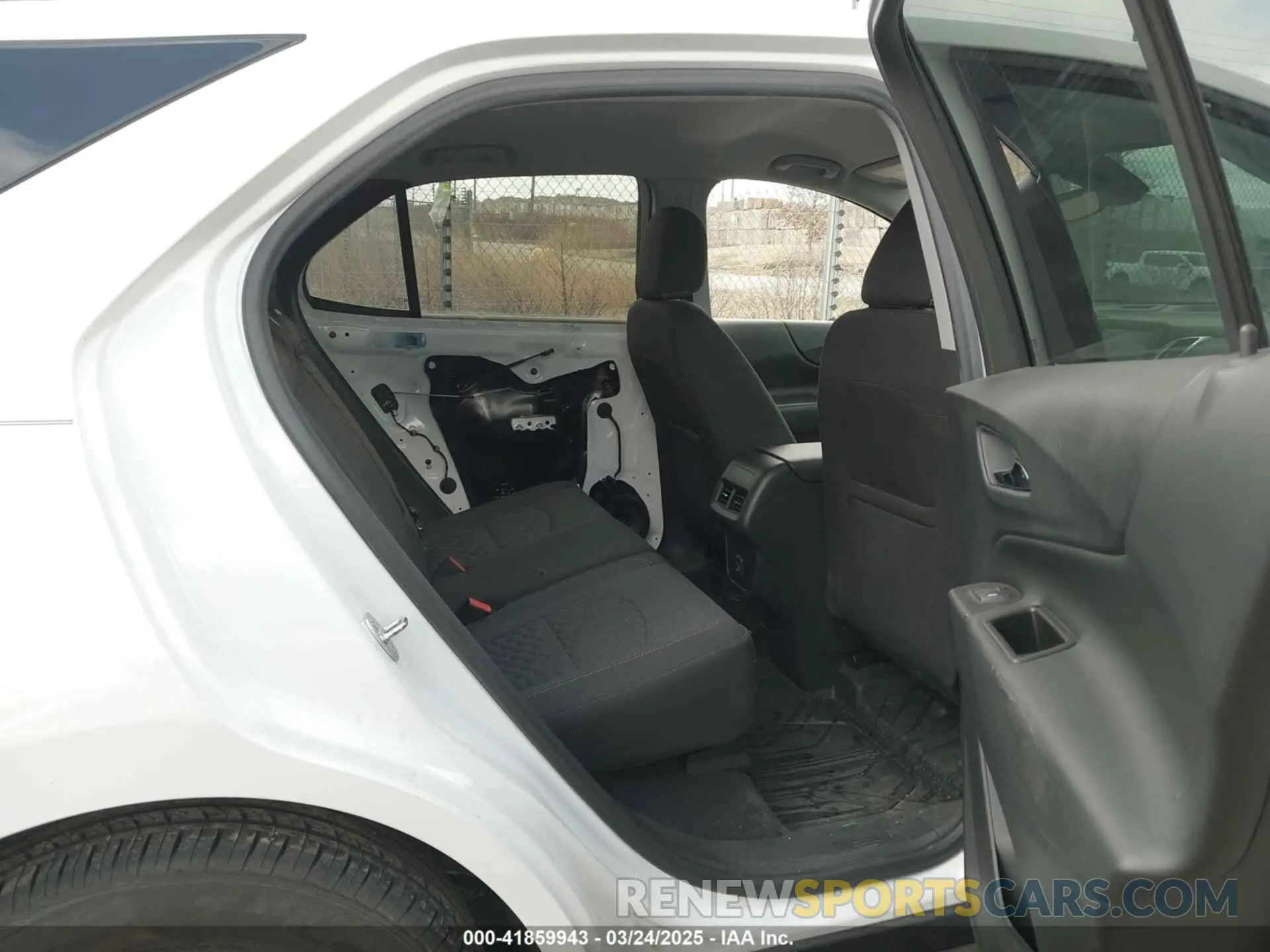 8 Photograph of a damaged car 3GNAXTEV3LL256461 CHEVROLET EQUINOX 2020