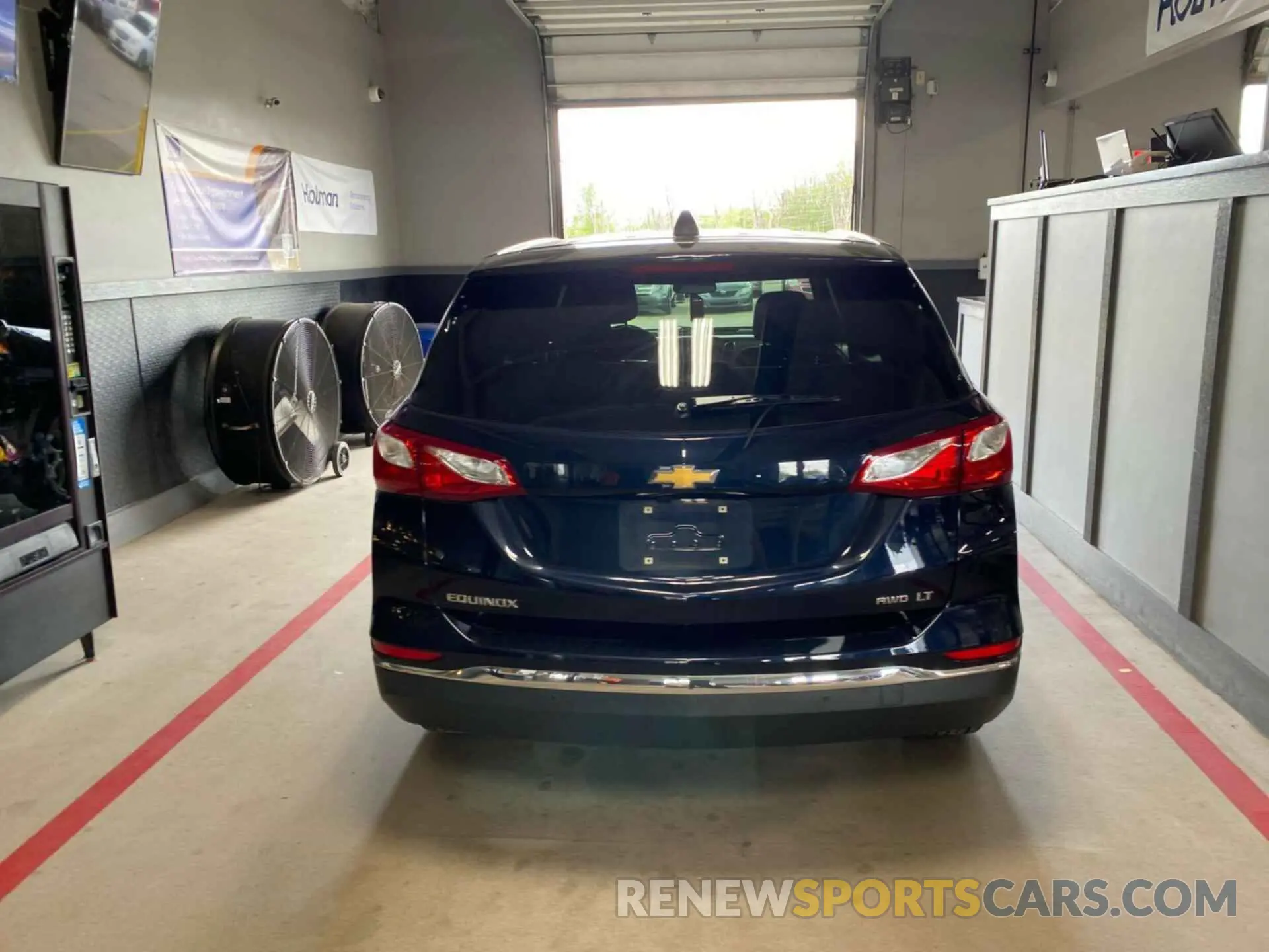 9 Photograph of a damaged car 3GNAXTEV5LS729394 CHEVROLET EQUINOX 2020