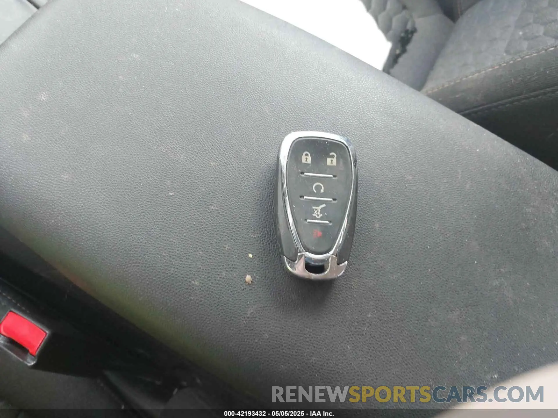 11 Photograph of a damaged car 3GNAXTEV8LL105289 CHEVROLET EQUINOX 2020