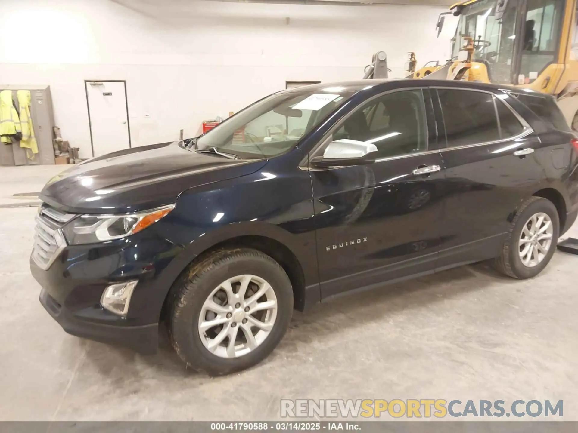2 Фотография поврежденного автомобиля 3GNAXTEV8LS601344 CHEVROLET EQUINOX 2020