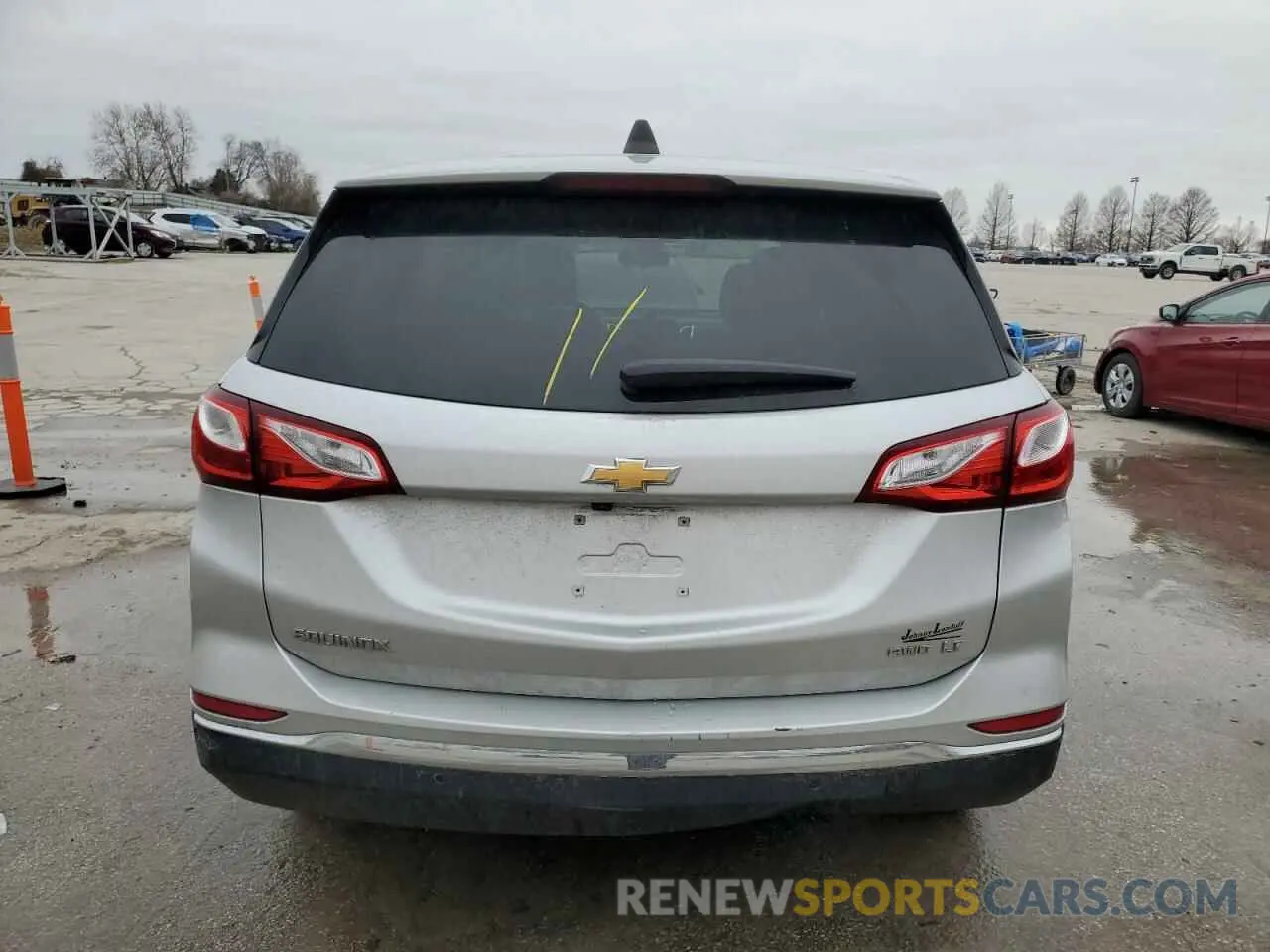 6 Photograph of a damaged car 3GNAXUEV0LS559158 CHEVROLET EQUINOX 2020