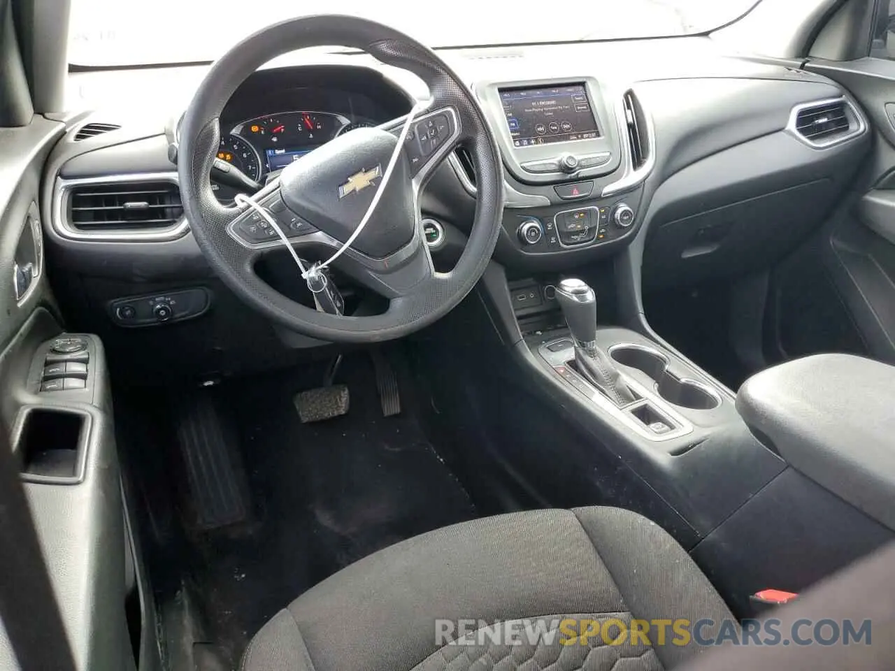 8 Фотография поврежденного автомобиля 3GNAXUEV1LL129035 CHEVROLET EQUINOX 2020