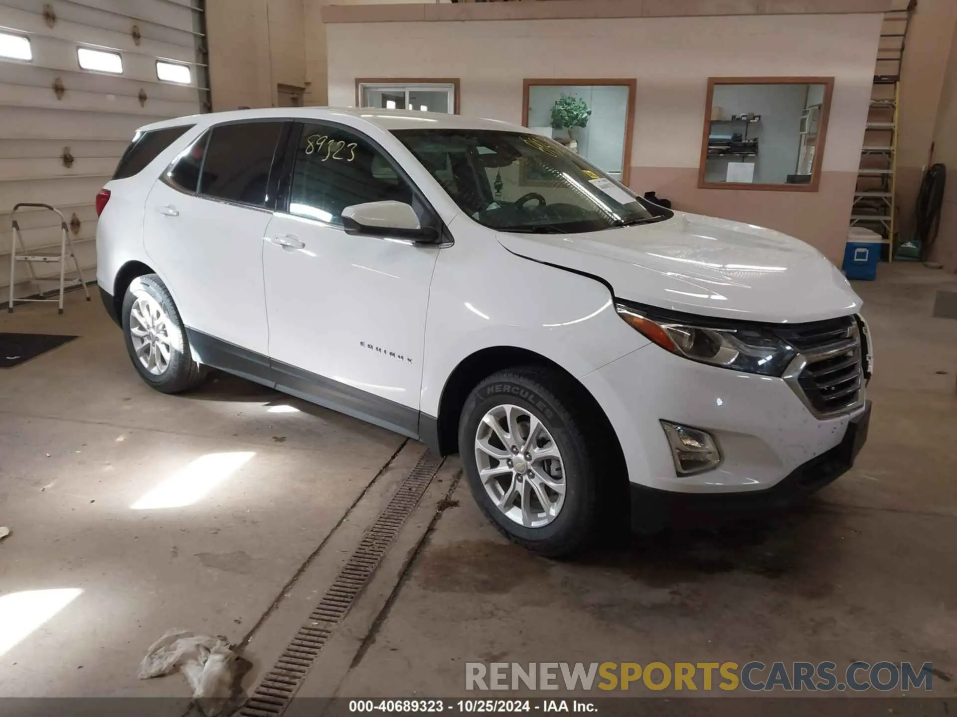 1 Photograph of a damaged car 3GNAXUEV1LS619741 CHEVROLET EQUINOX 2020