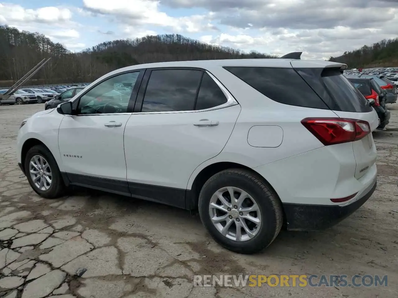 2 Фотография поврежденного автомобиля 3GNAXUEV2LL269742 CHEVROLET EQUINOX 2020