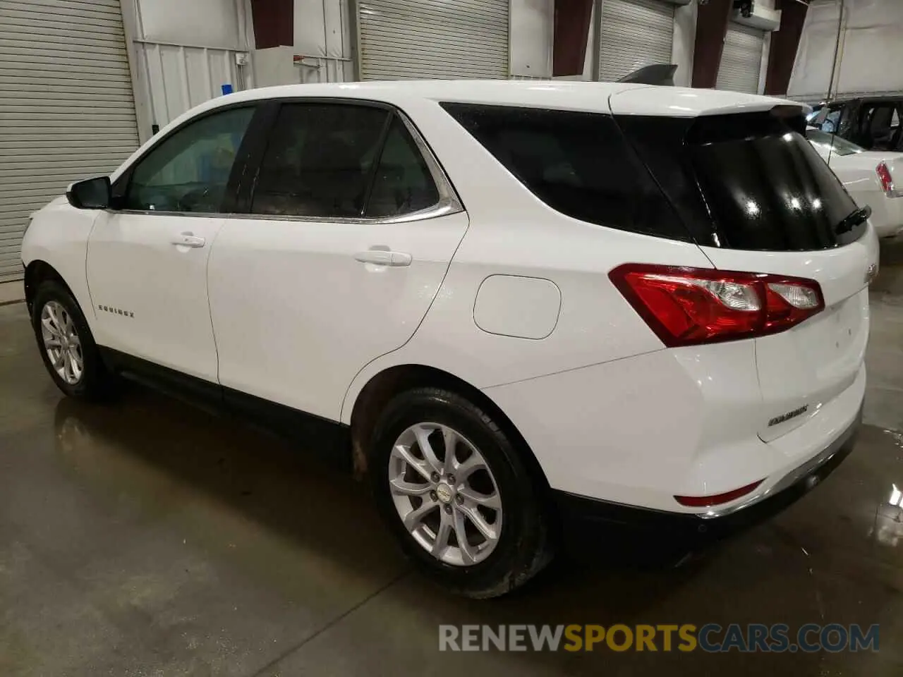 2 Фотография поврежденного автомобиля 3GNAXUEV2LS736664 CHEVROLET EQUINOX 2020