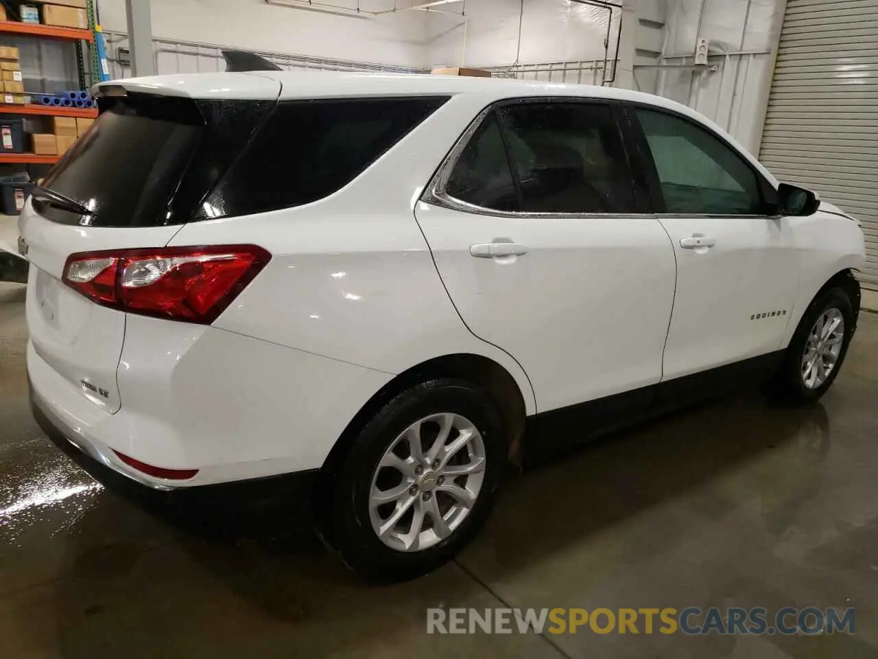 3 Фотография поврежденного автомобиля 3GNAXUEV2LS736664 CHEVROLET EQUINOX 2020