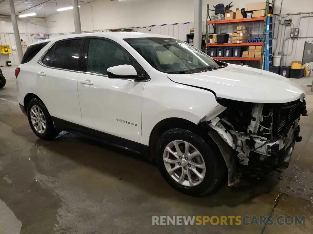 4 Фотография поврежденного автомобиля 3GNAXUEV2LS736664 CHEVROLET EQUINOX 2020