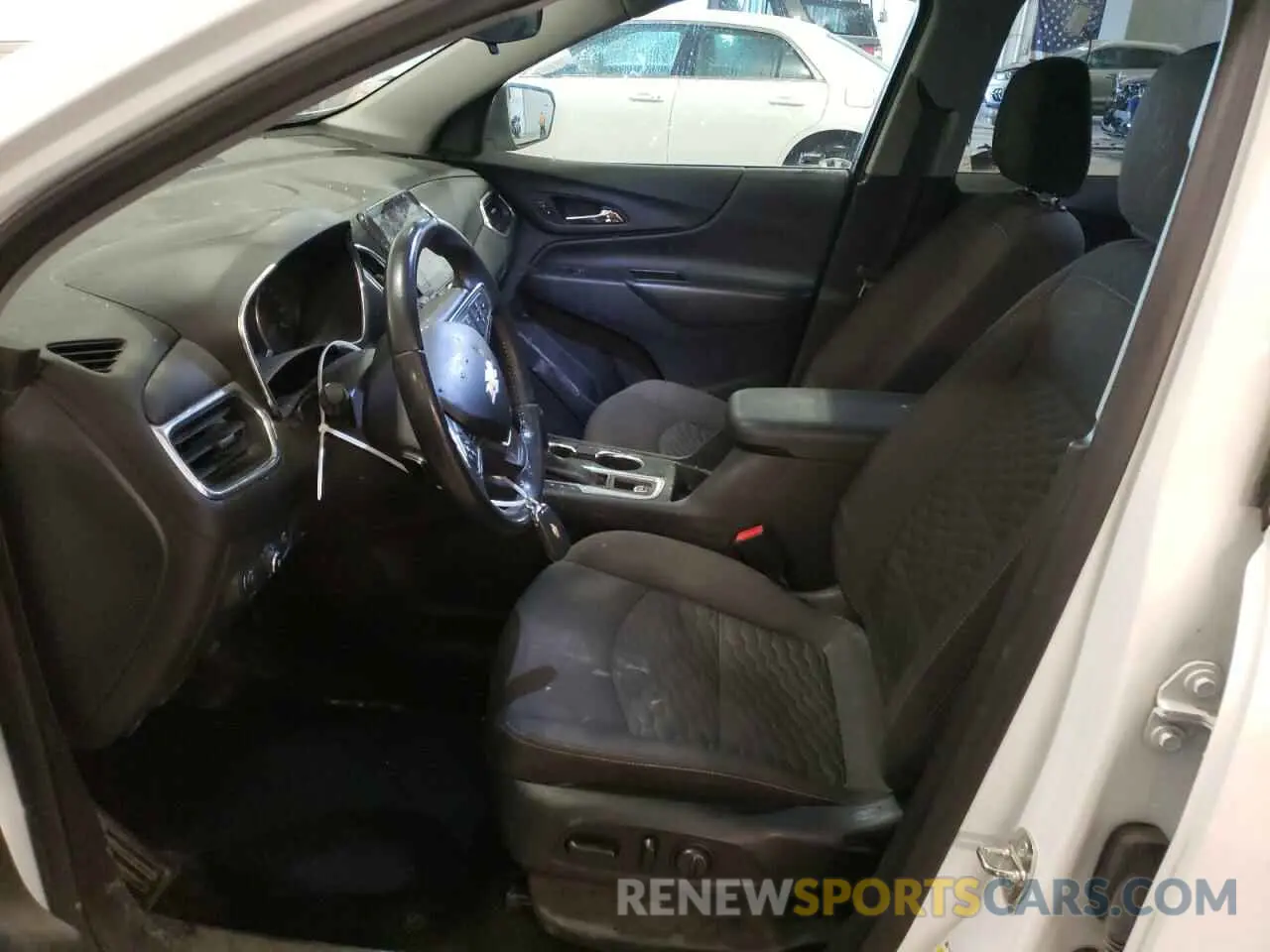 7 Фотография поврежденного автомобиля 3GNAXUEV2LS736664 CHEVROLET EQUINOX 2020