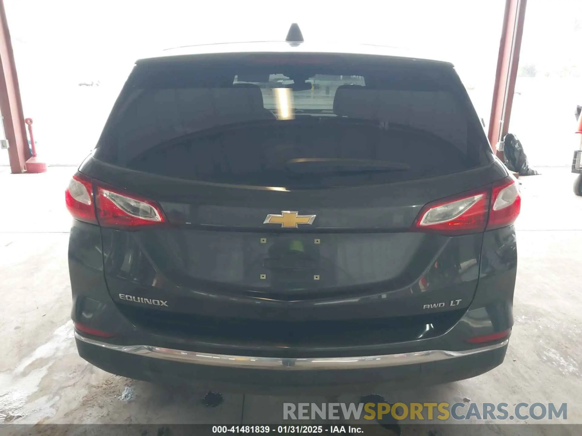16 Photograph of a damaged car 3GNAXUEV3LS525988 CHEVROLET EQUINOX 2020