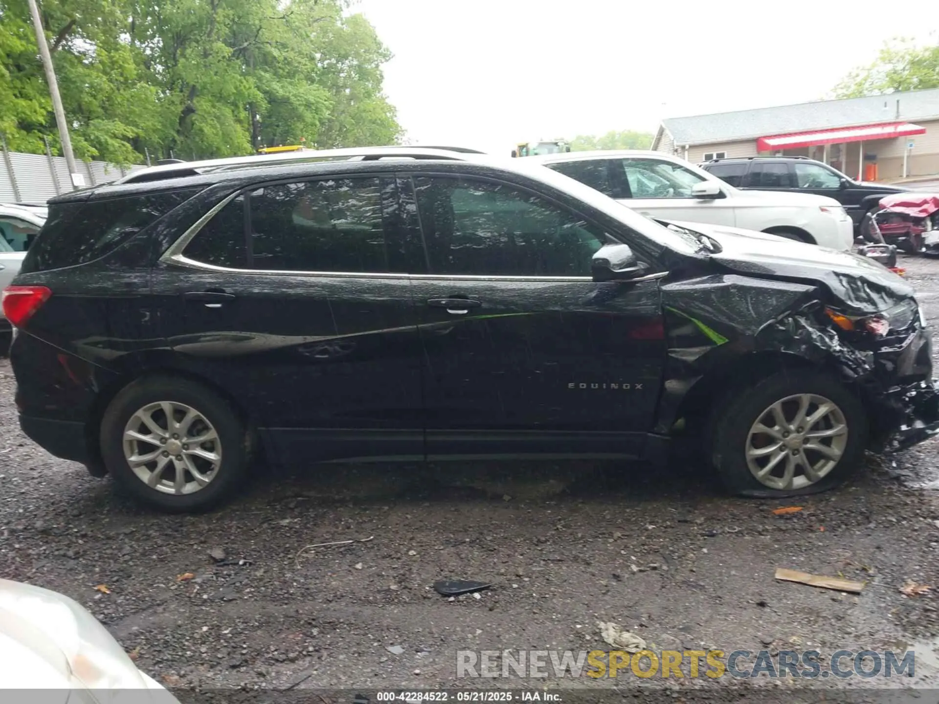 13 Фотография поврежденного автомобиля 3GNAXUEV4LL307312 CHEVROLET EQUINOX 2020