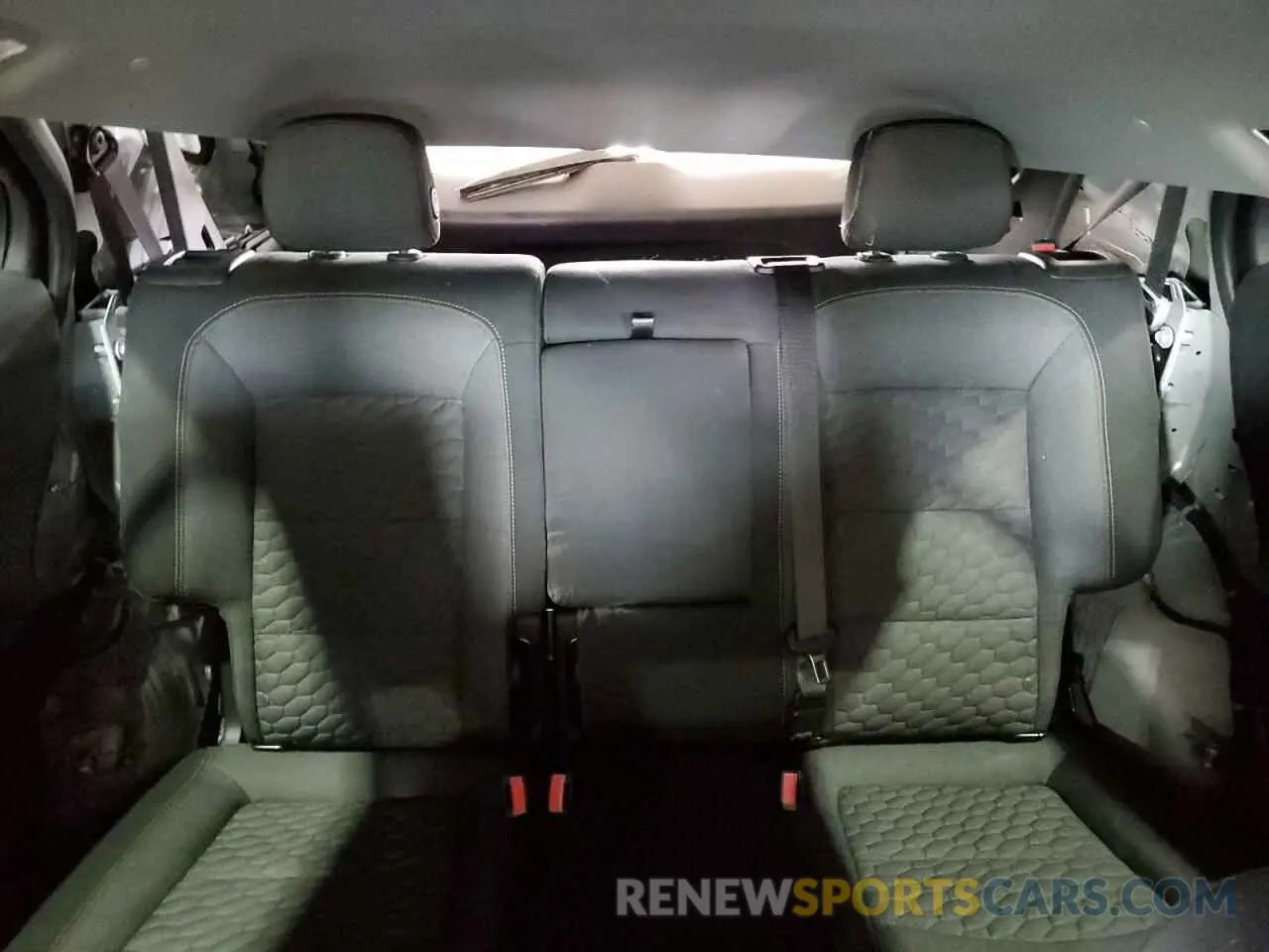 10 Photograph of a damaged car 3GNAXUEV4LS689251 CHEVROLET EQUINOX 2020
