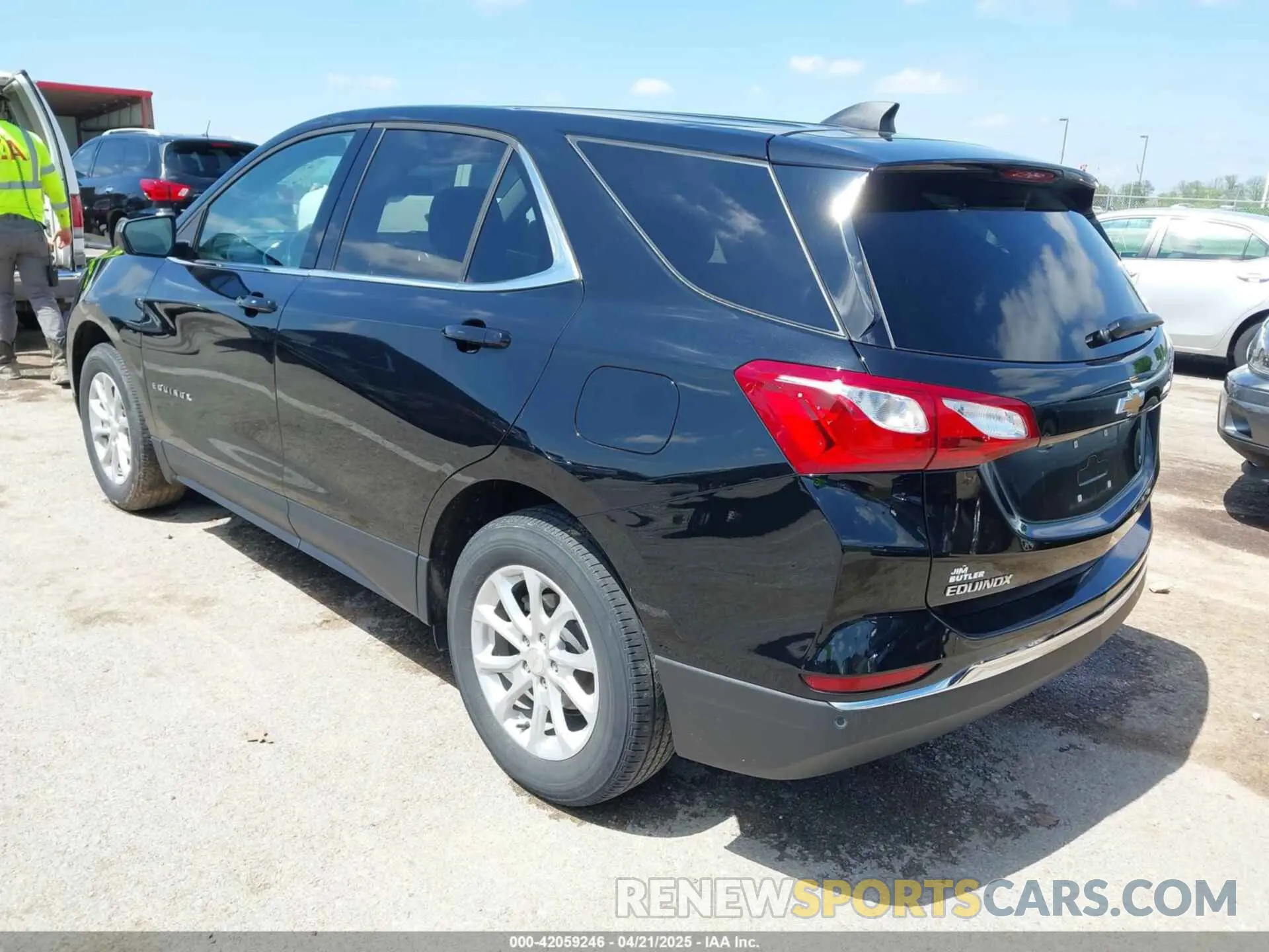 3 Фотография поврежденного автомобиля 3GNAXUEV5LL337158 CHEVROLET EQUINOX 2020