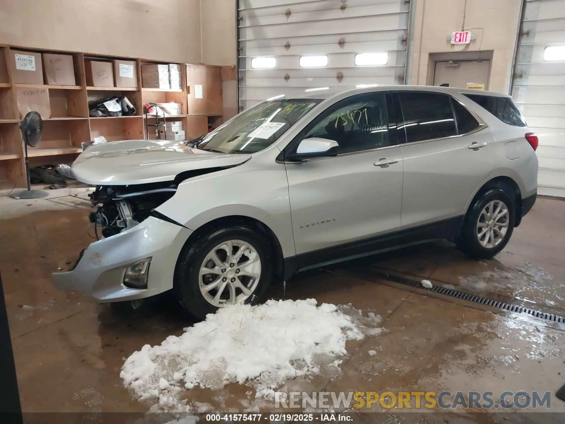 2 Photograph of a damaged car 3GNAXUEV5LS518878 CHEVROLET EQUINOX 2020