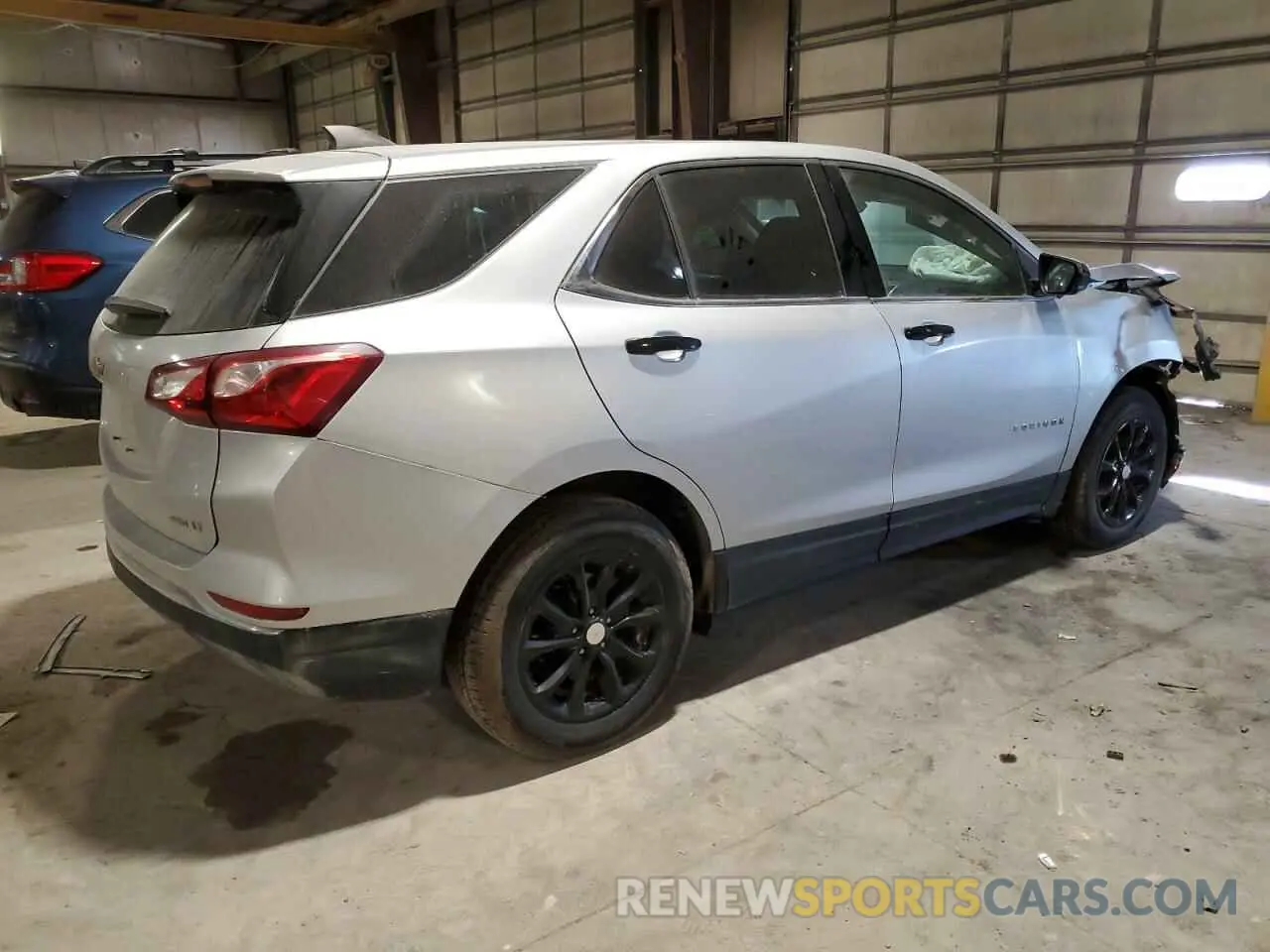 3 Photograph of a damaged car 3GNAXUEV5LS523935 CHEVROLET EQUINOX 2020